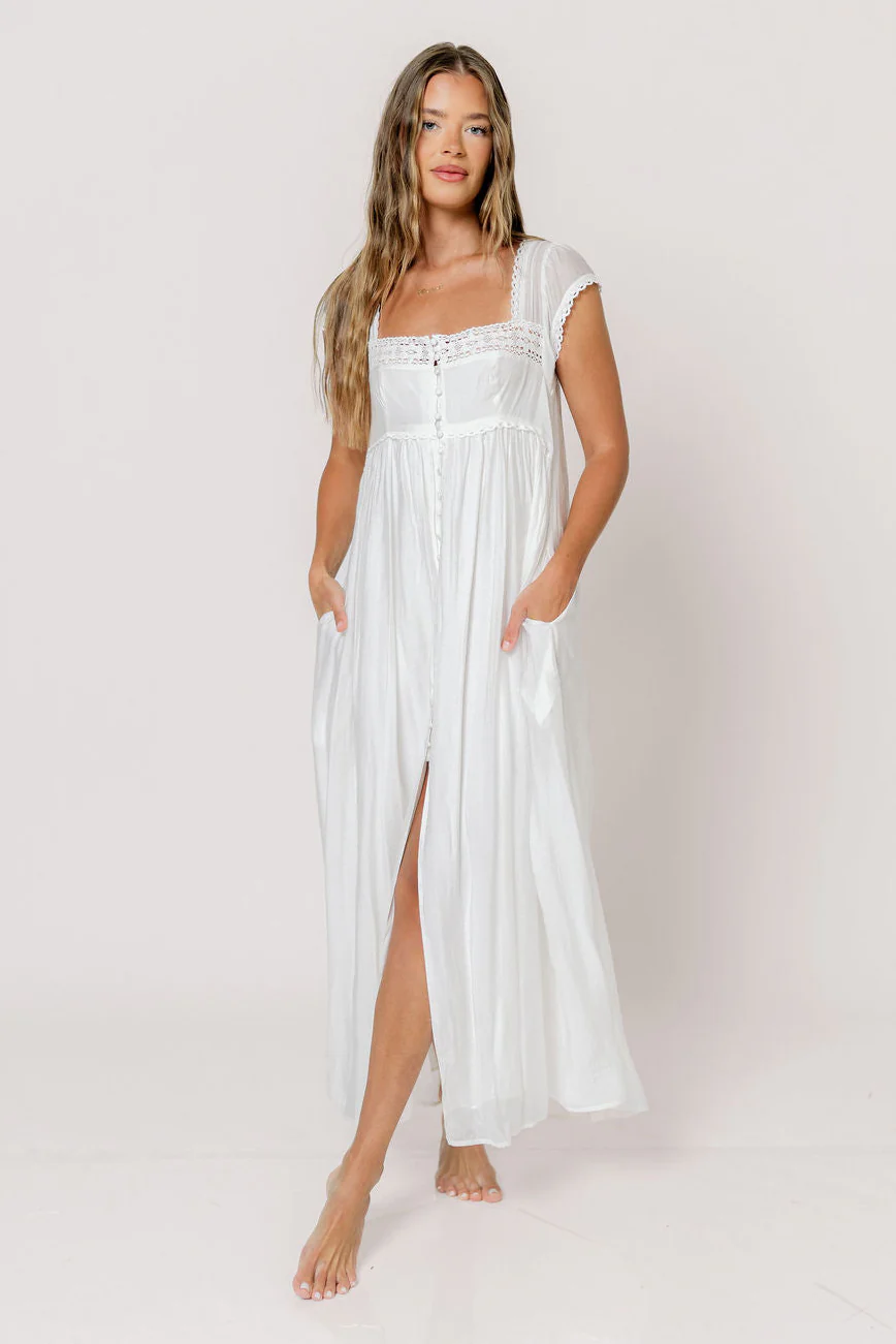 Amelie Maxi Dress in Off-White *5/31 PRE-ORDER*
