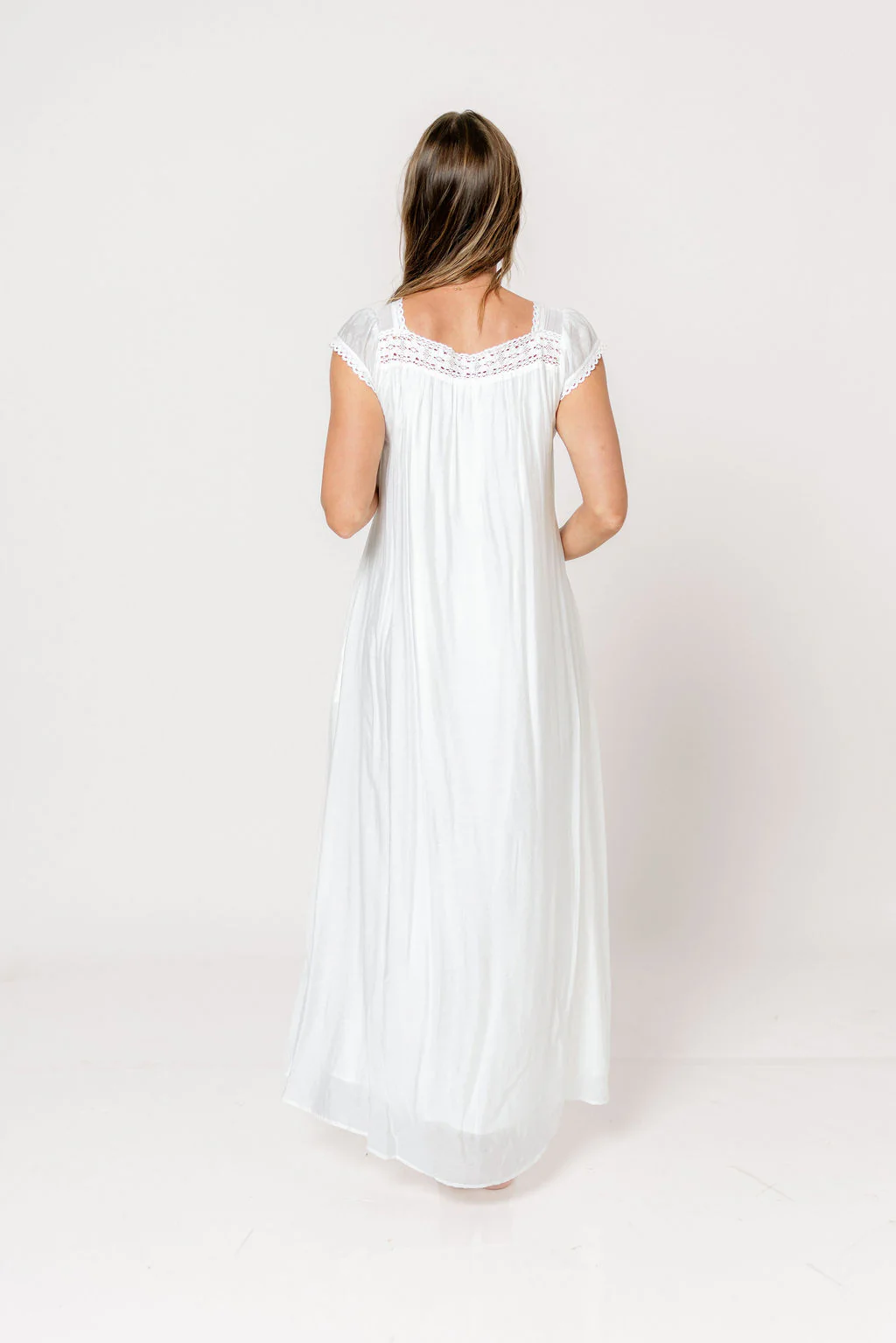Amelie Maxi Dress in Off-White *5/31 PRE-ORDER* - Image 19