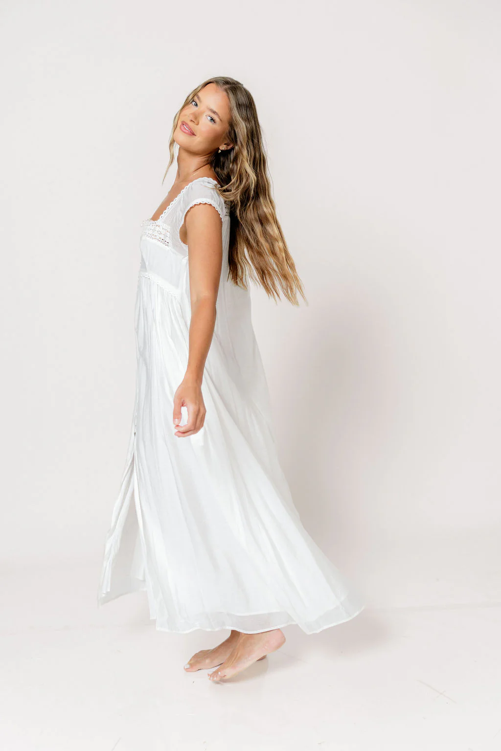Amelie Maxi Dress in Off-White *5/31 PRE-ORDER* - Image 20