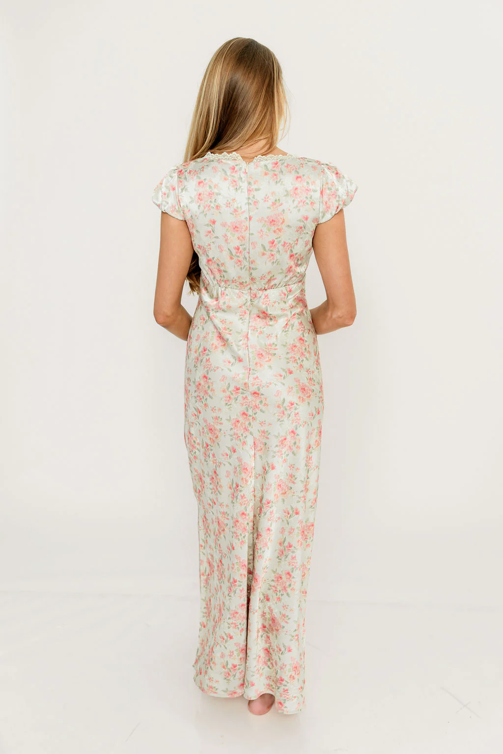 Aubrey Maxi Dress in Porcelain Blossom - Image 9