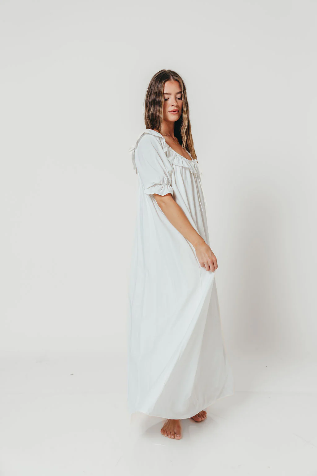 Audrey Linen Blend Maxi Dress in Off-White - Image 5