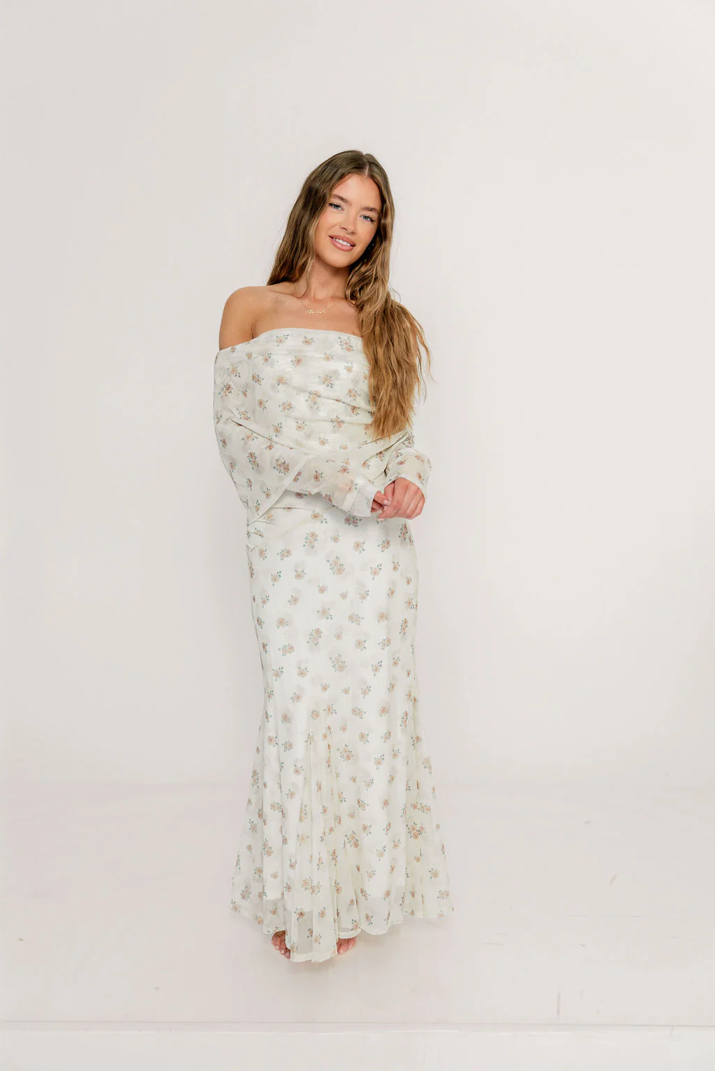 Azaleia Maxi Dress in Neutral Floral - Size up for Bump - Image 2