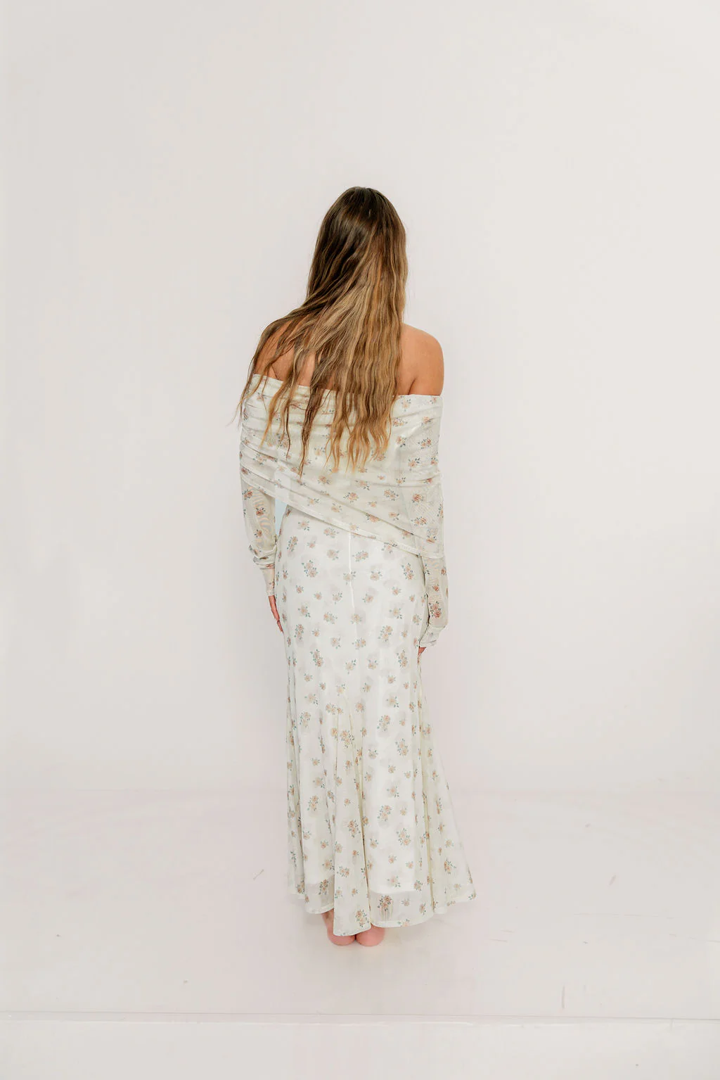 Azaleia Maxi Dress in Neutral Floral - Size up for Bump - Image 8