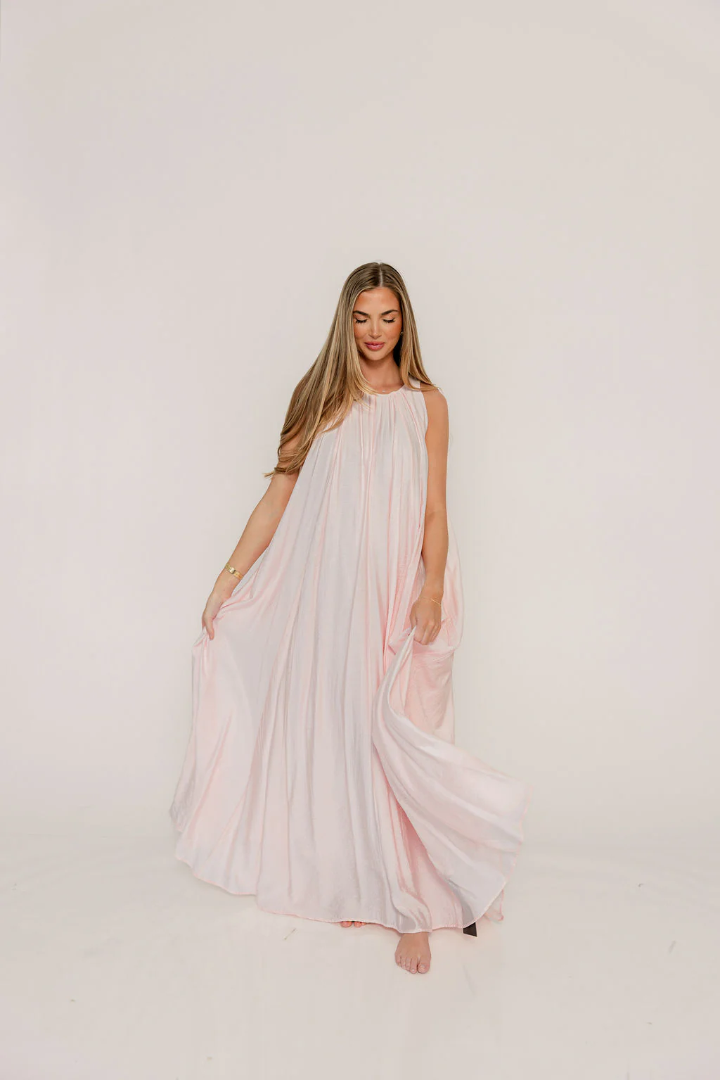 Becca Maxi Dress in Pale Pink - Bump Friendly - Image 4