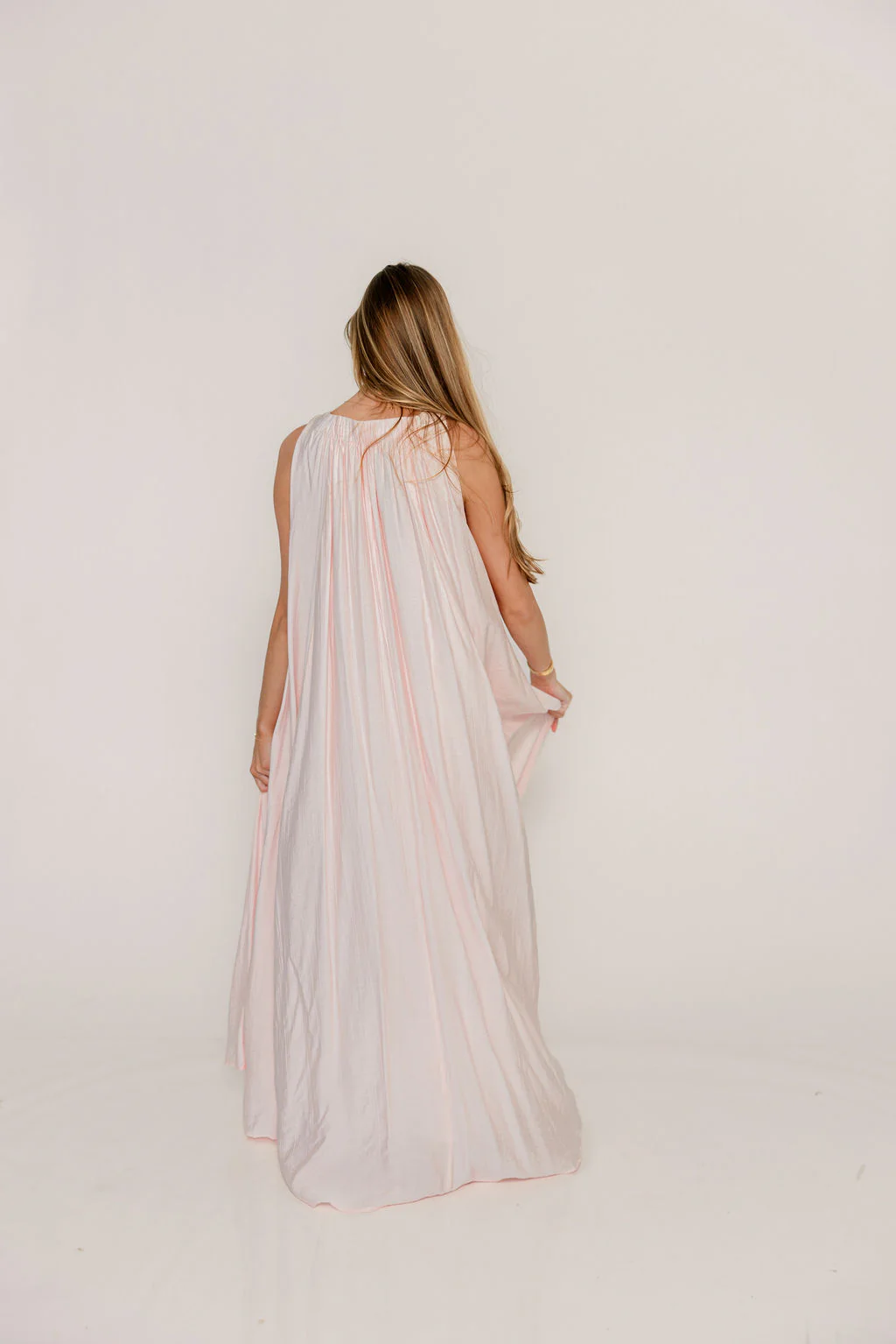 Becca Maxi Dress in Pale Pink - Bump Friendly - Image 9