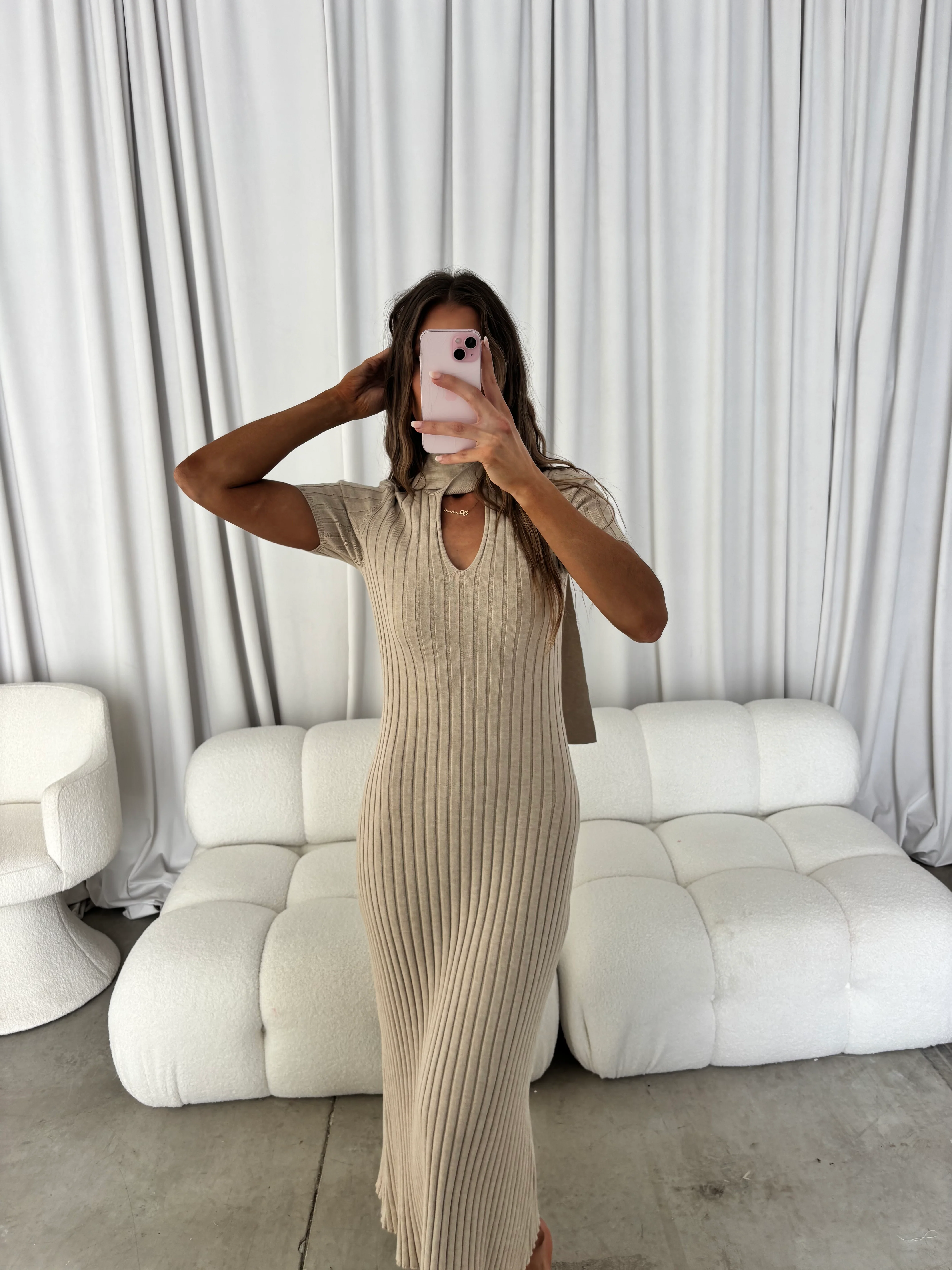 Rebecca Bow Detail Rib-Knit Maxi Dress in Oatmeal - Image 2