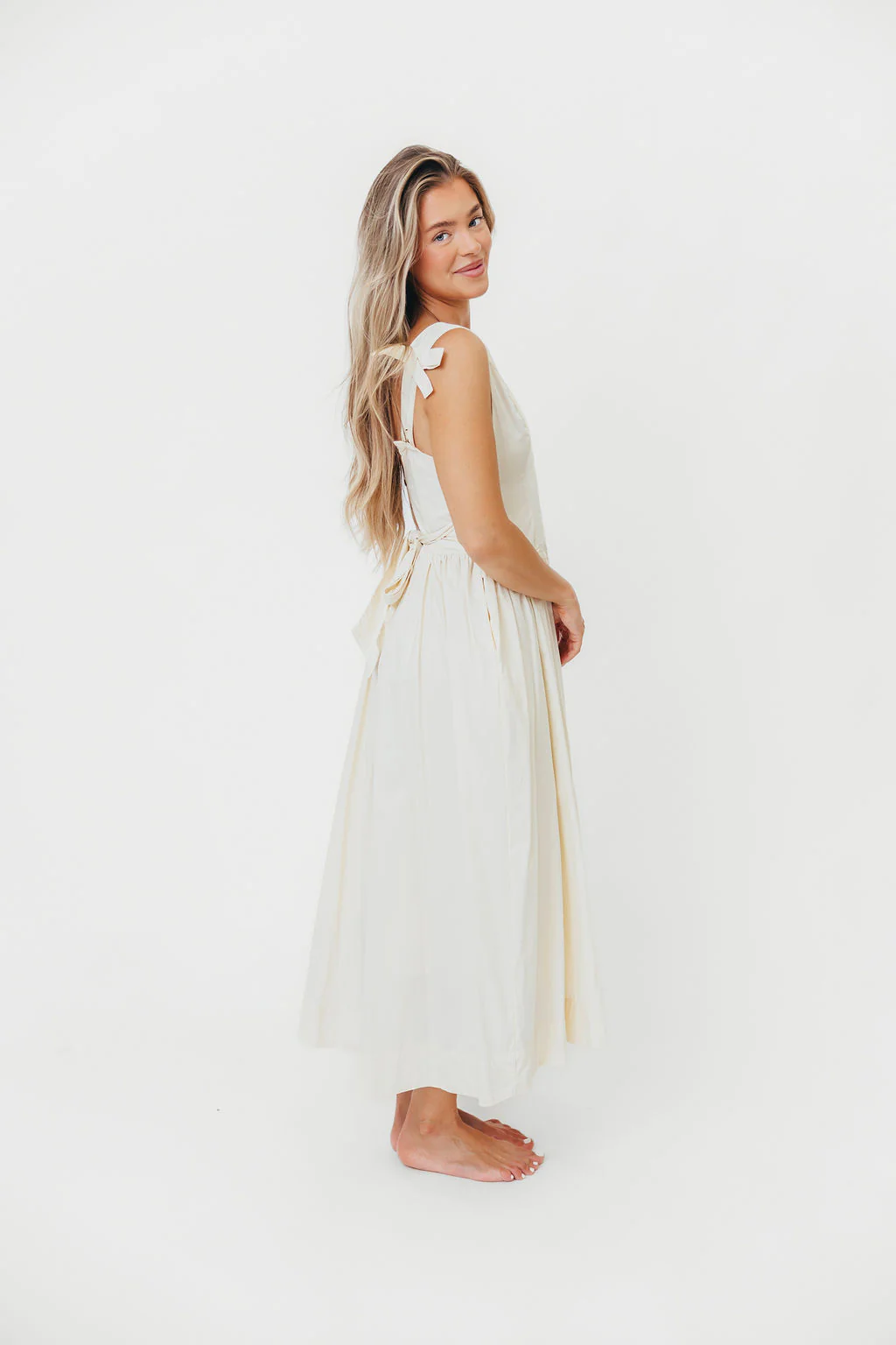 Cece 100% Cotton Bow Detail Woven Maxi Dress in Off-White - Image 4