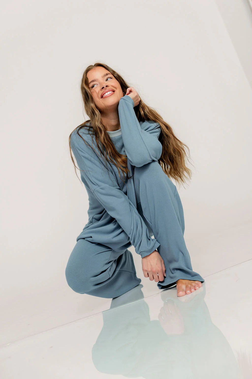 Campbell Fleece Lounge Pants in Slate Blue - Image 5