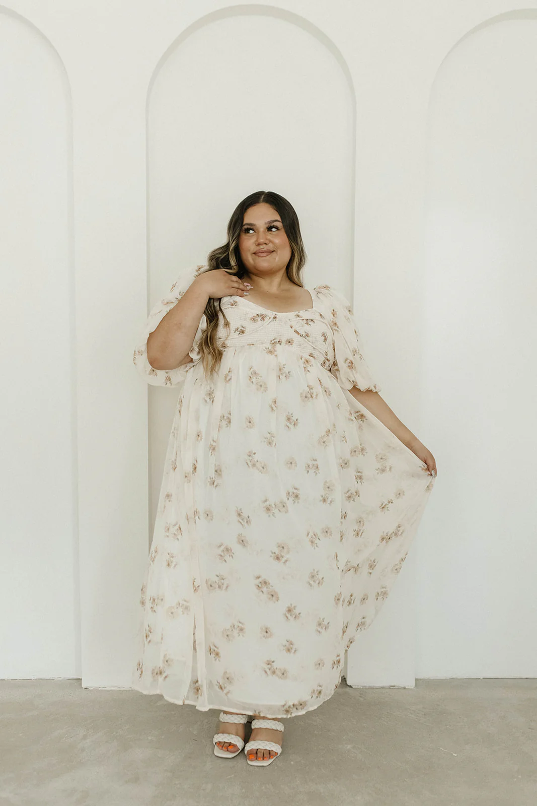 Harlow Maxi Dress in Taupe Floral - Bump Friendly & Inclusive Sizing (S-3XL) - Image 32