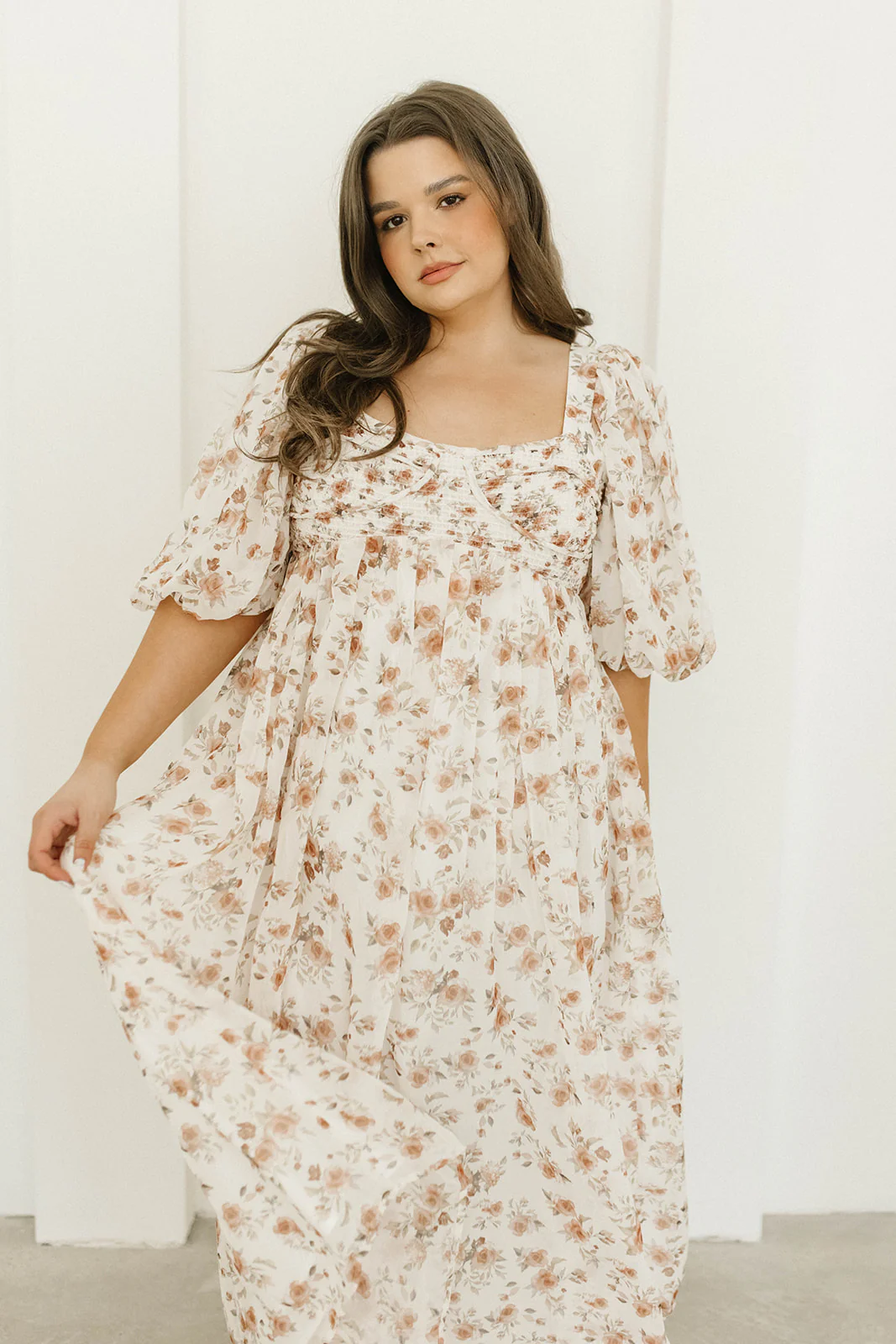 Harlow Maxi Dress in Ivory Floral - Bump Friendly & Inclusive Sizing (S-3XL) - Image 25