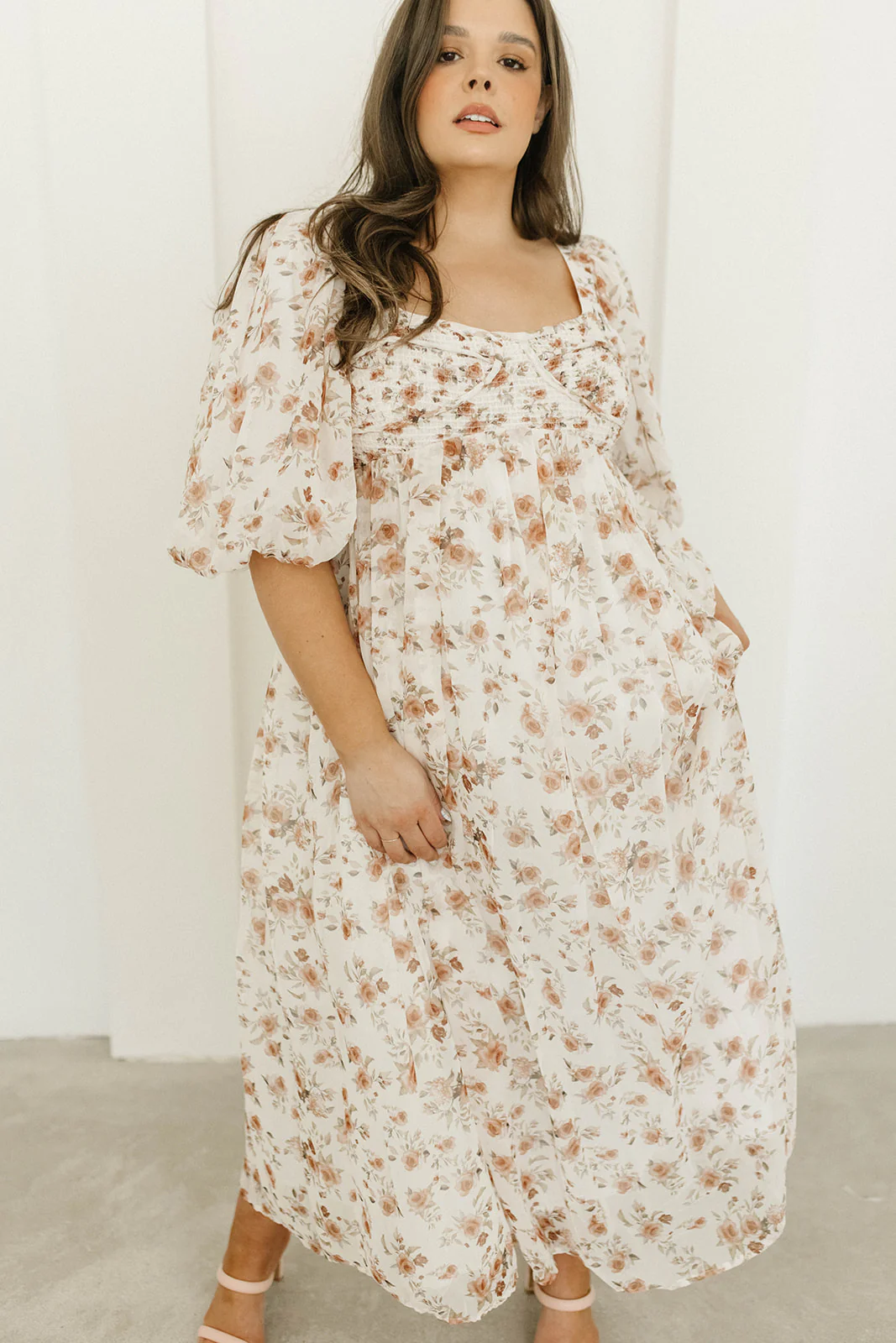 Harlow Maxi Dress in Ivory Floral - Bump Friendly & Inclusive Sizing (S-3XL) - Image 28