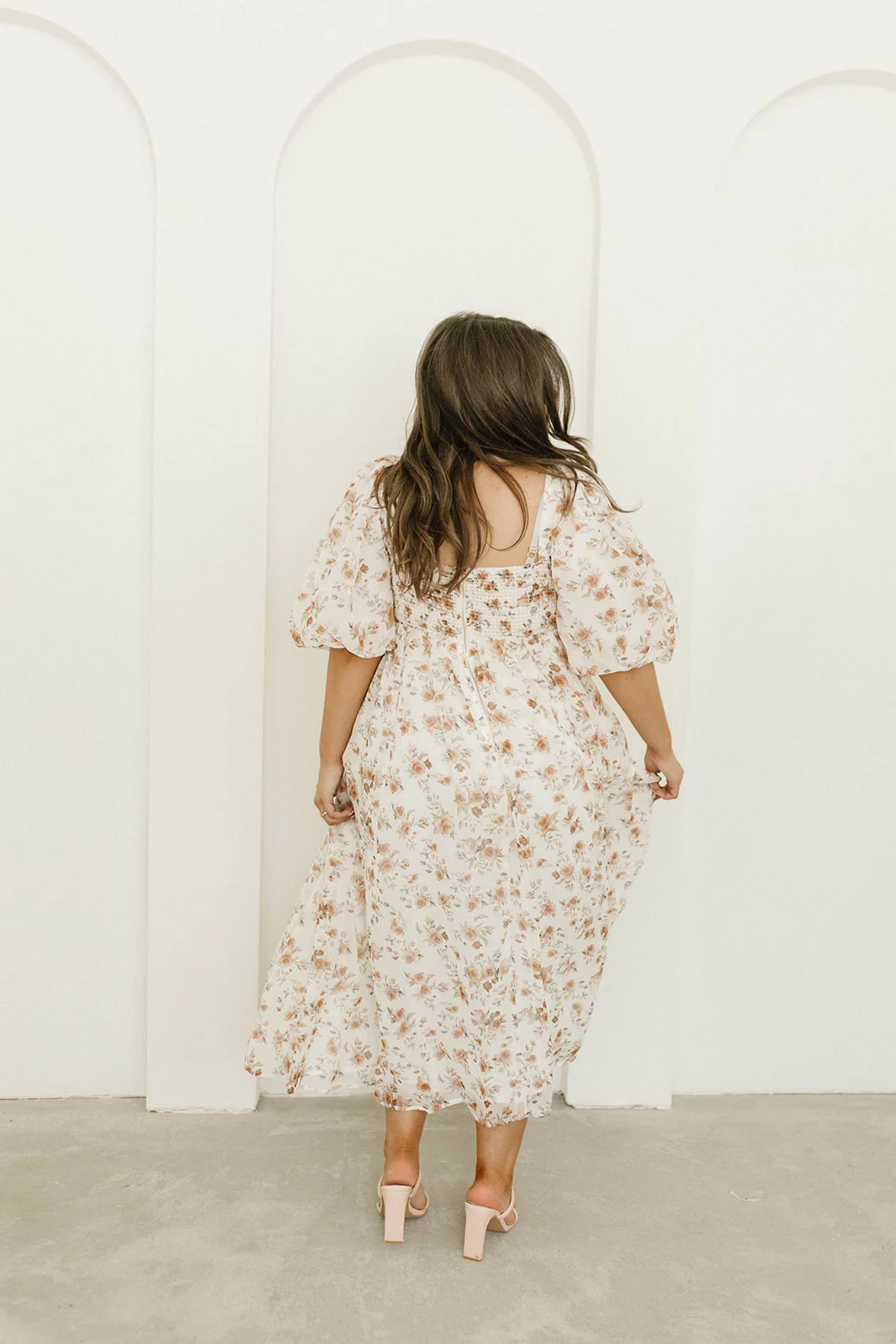 Harlow Maxi Dress in Ivory Floral - Bump Friendly & Inclusive Sizing (S-3XL) - Image 37