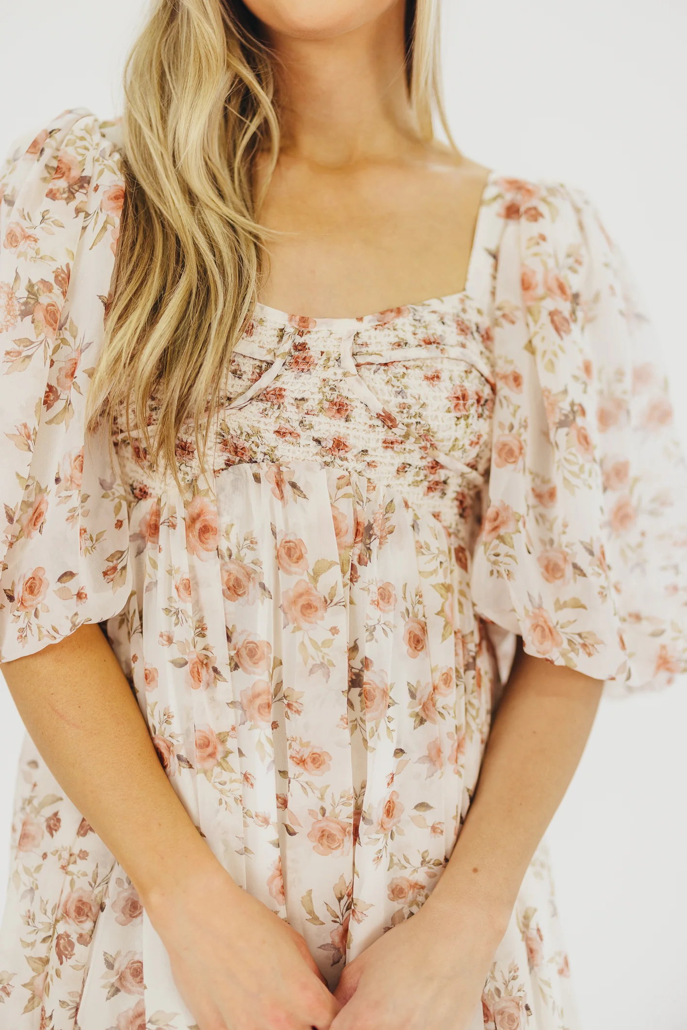 Harlow Maxi Dress in Ivory Floral - Bump Friendly & Inclusive Sizing (S-3XL) - Image 4