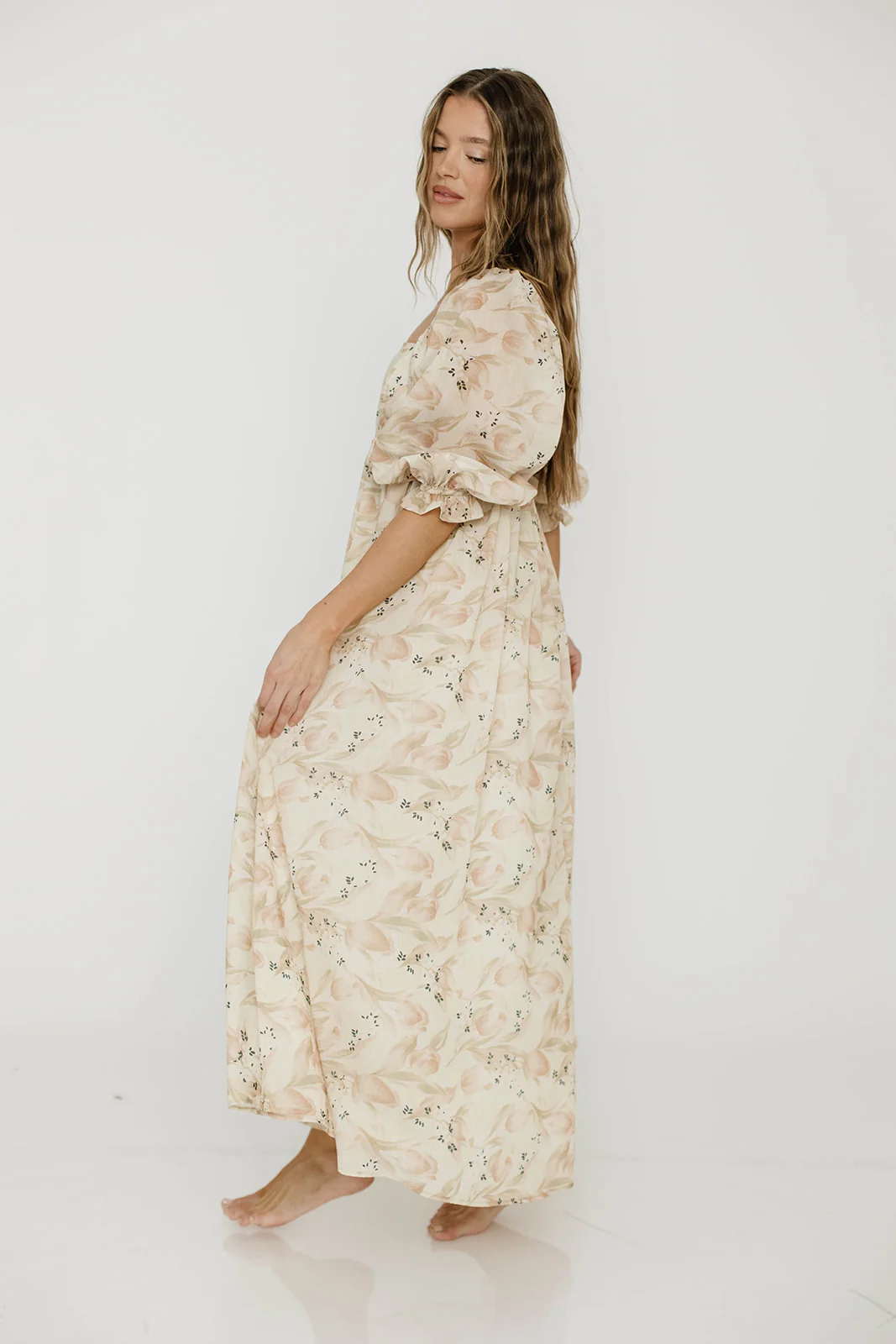Mona Maxi Dress in Peach & Cream Floral - Bump Friendly (Bust Runs a Bit Small / No Smocking) - Image 3