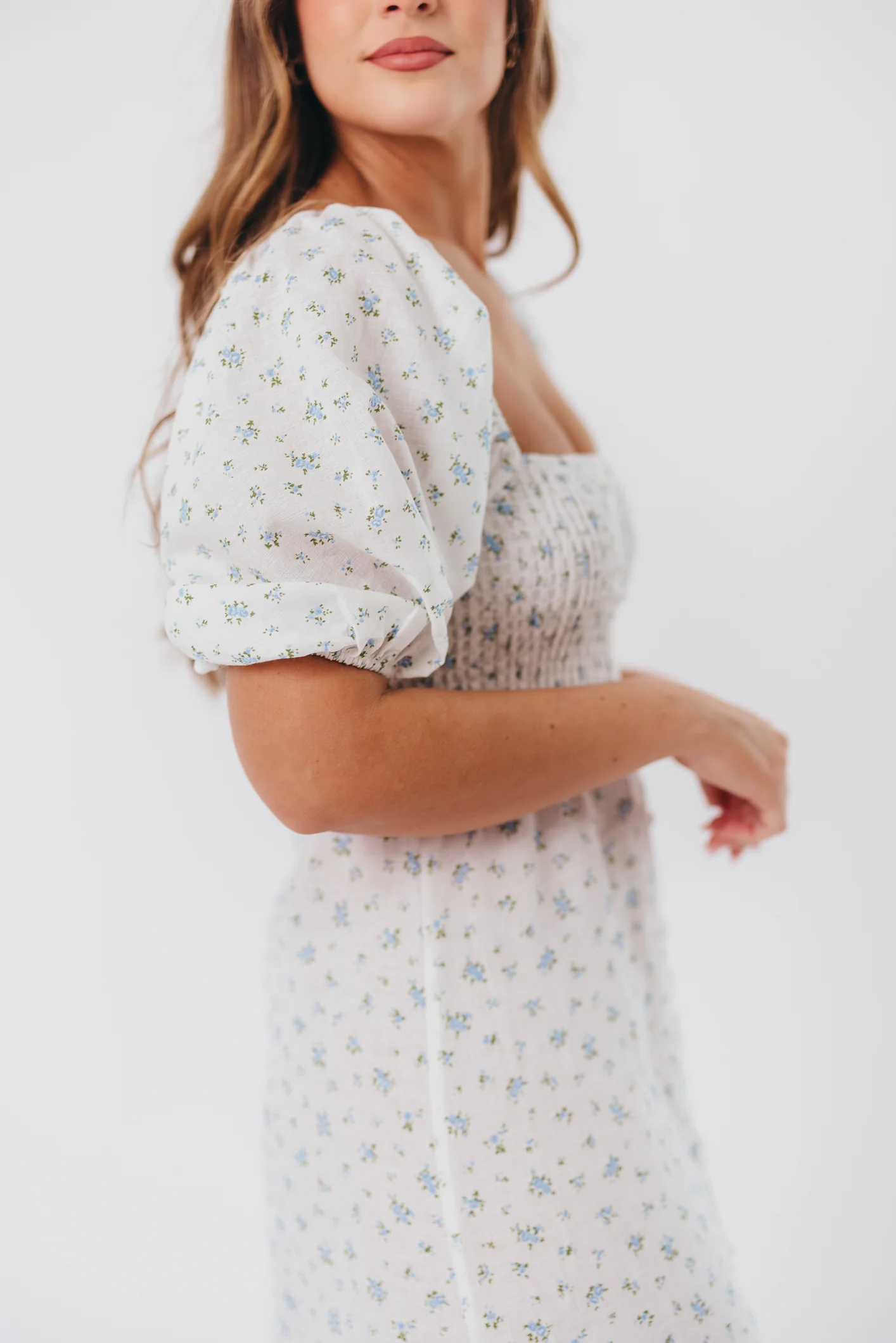 Daisy Maxi Dress in White/Blue Floral - Image 4