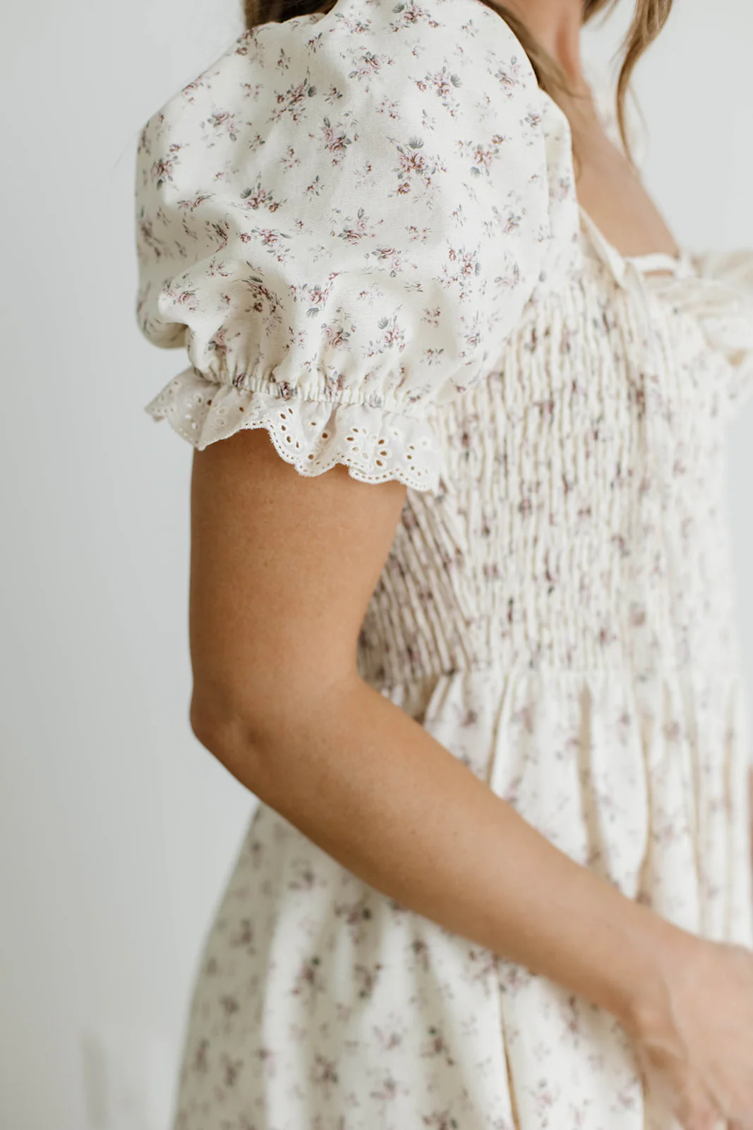 Danna Eyelet Trim Floral Midi Dress in Ivory - Image 3
