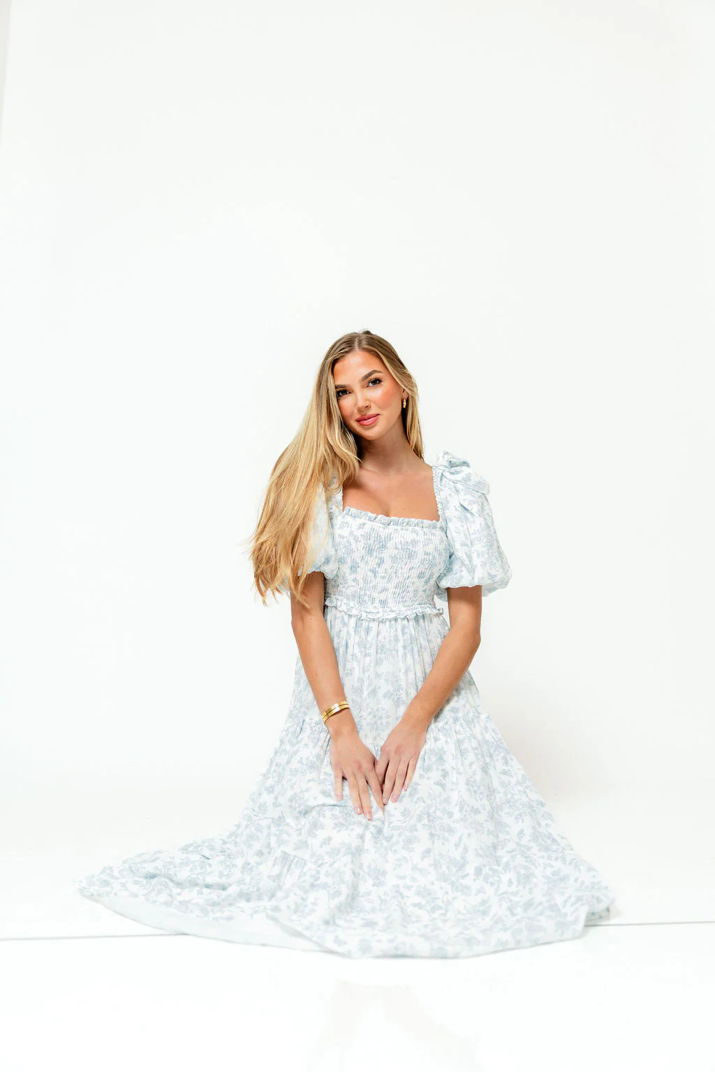 Elena 100% Cotton Midi Dress in Garden Blue - Bump Friendly - Image 4