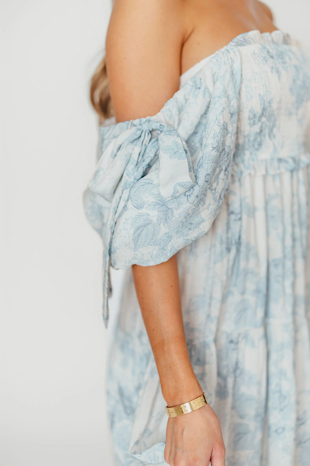 Elena Floral Print Smocked Midi Dress in Blue - Bump Friendly & Inclusive Sizing - Image 25