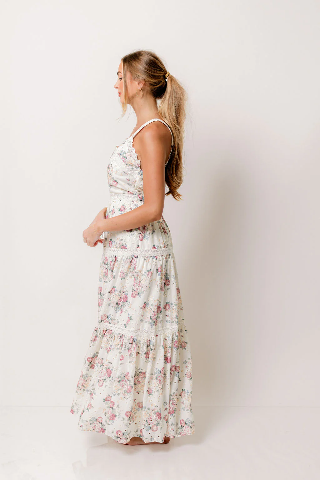 Ella Floral Maxi Dress in Cream/Berry - Image 3