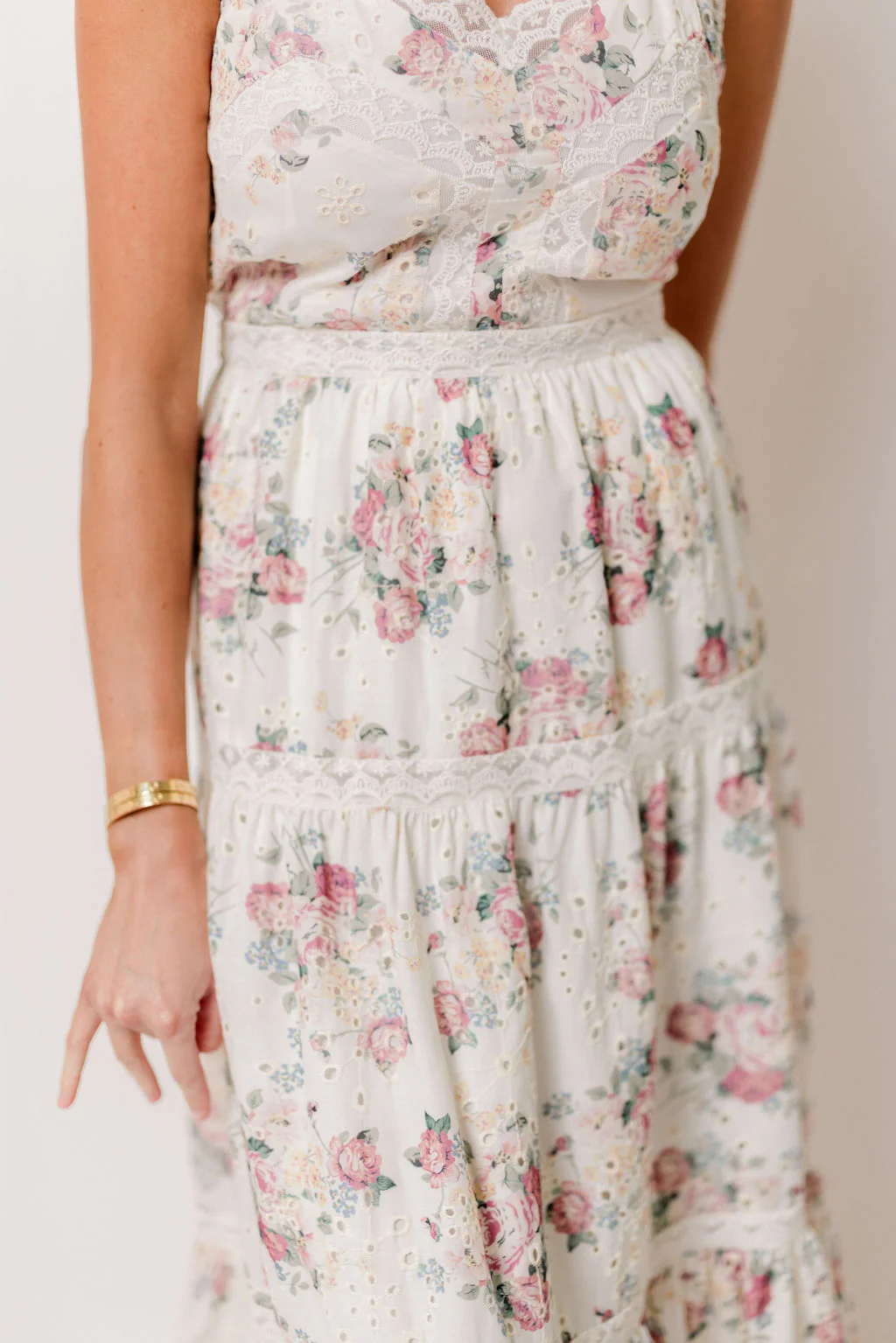 Ella Floral Maxi Dress in Cream/Berry - Image 8