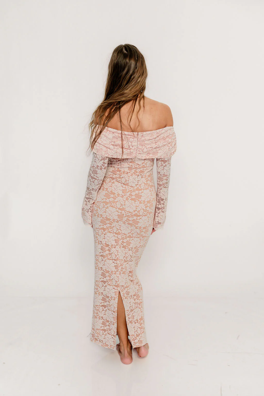 Ella Lace Maxi Dress in Pale Pink - Image 7