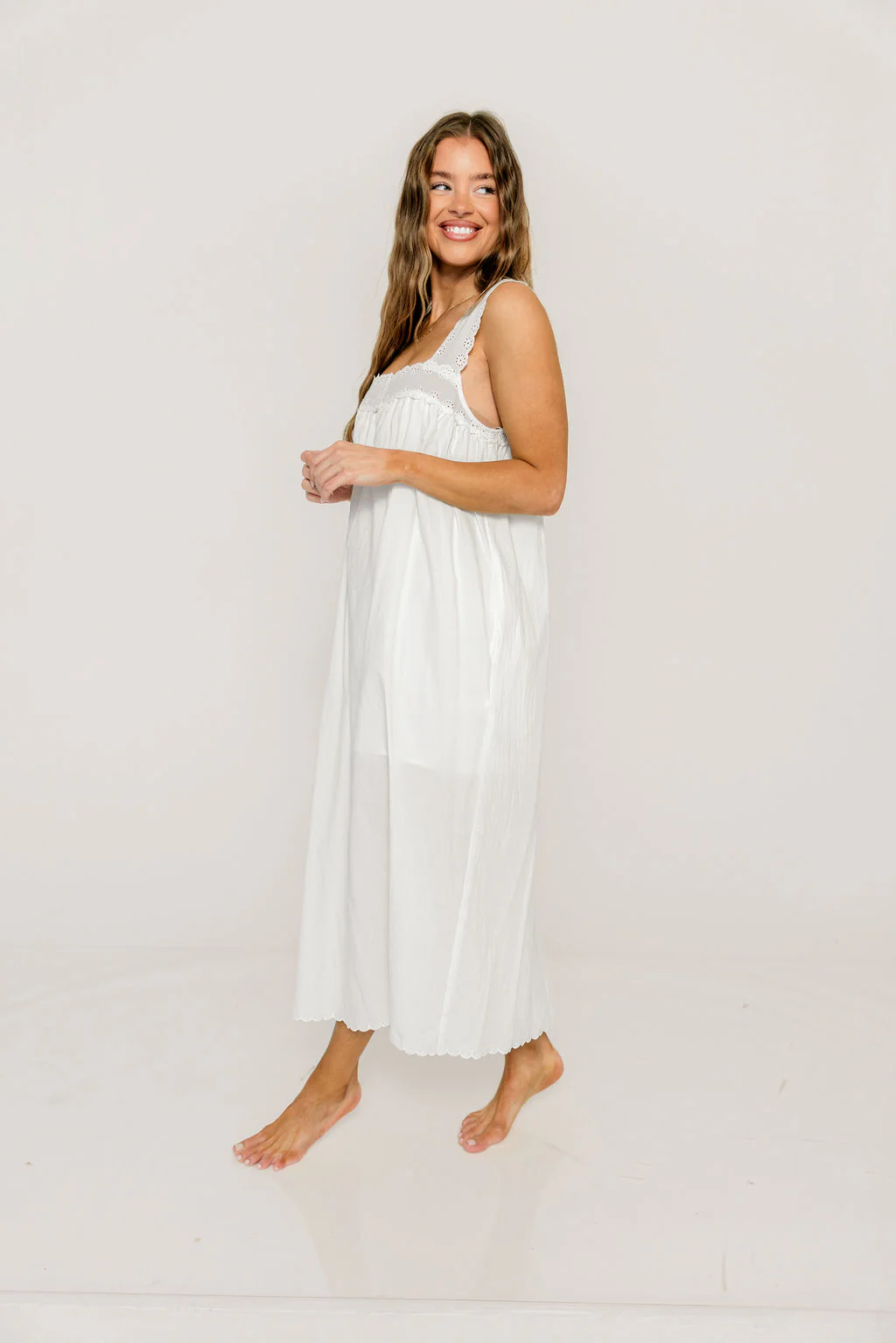 Evelina Scallop Edge Maxi Dress in Ivory - Image 3