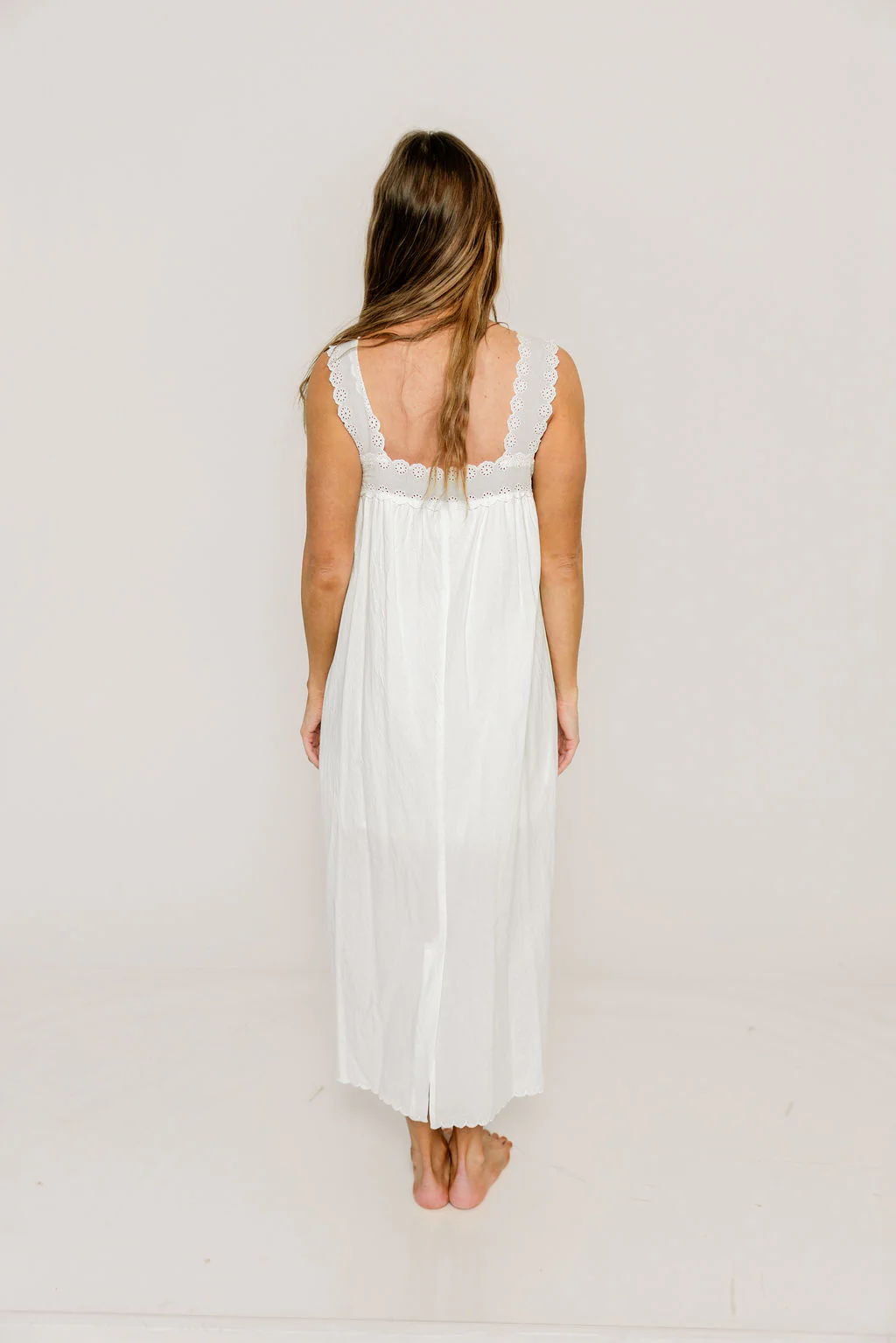 Evelina Scallop Edge Maxi Dress in Ivory - Image 7