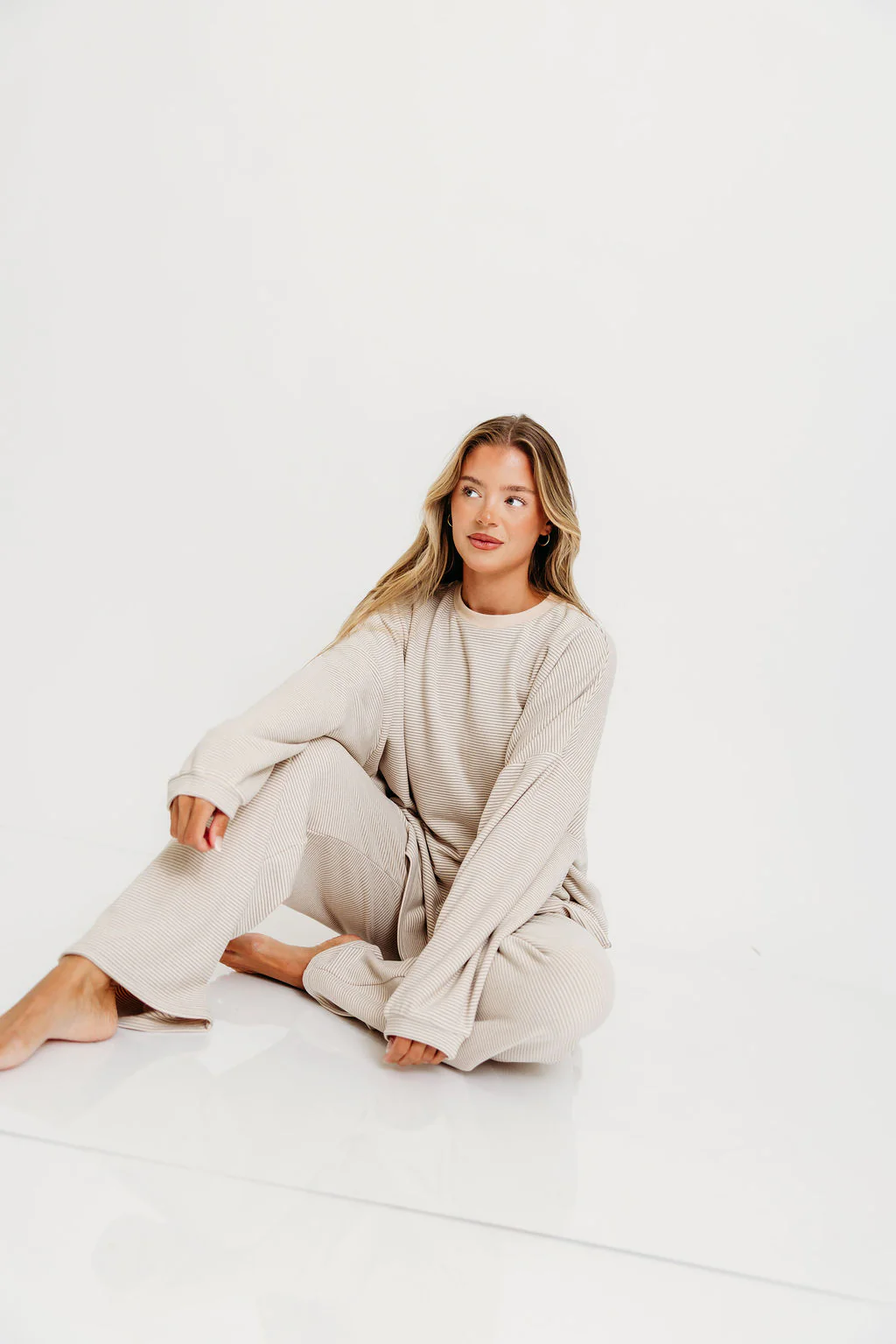 Naomi Striped Oversized Fleece Top in Cream/Grey *Worth Exclusive Print* - Image 4