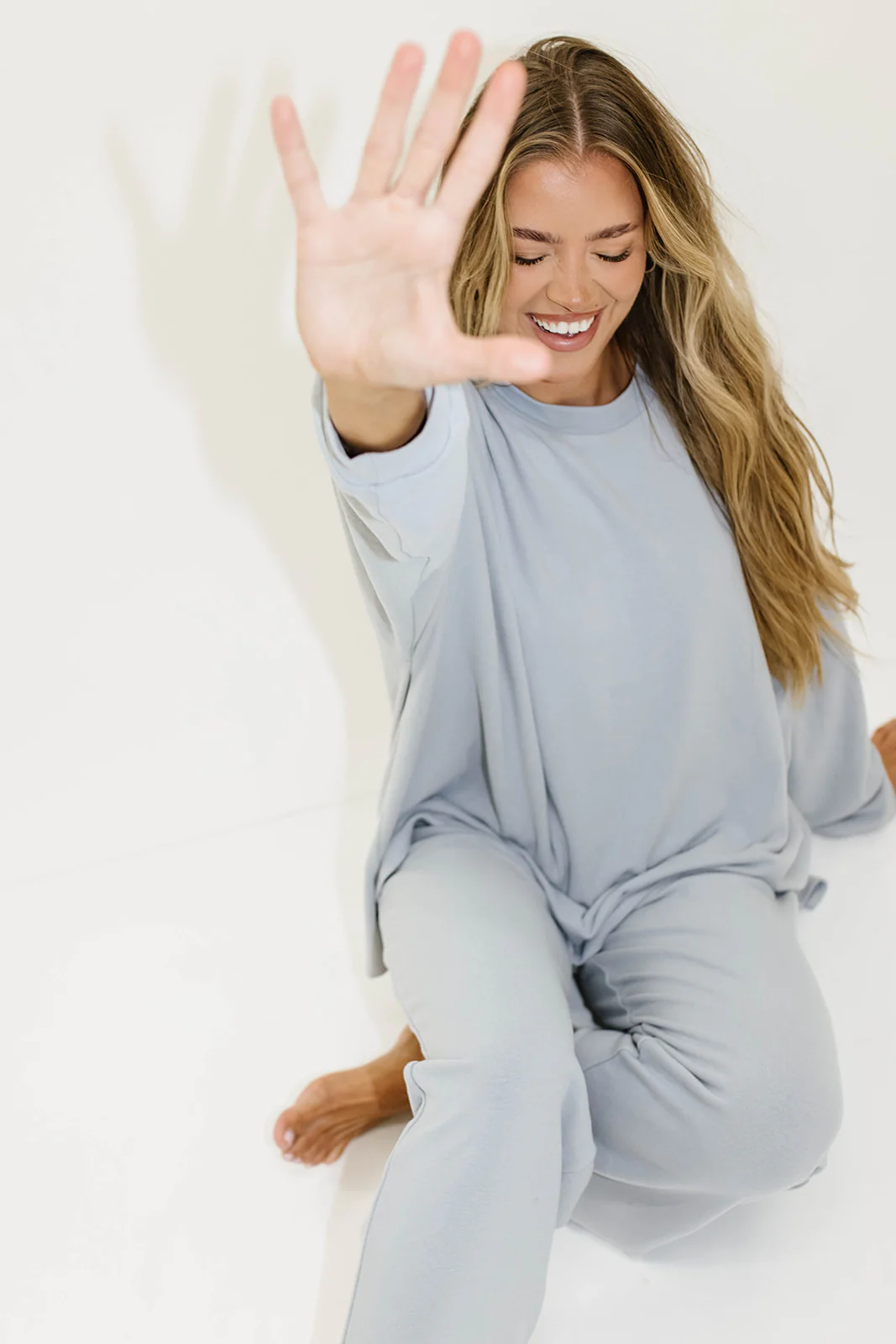 Campbell Fleece Lounge Pants in Dusty Blue - Image 15