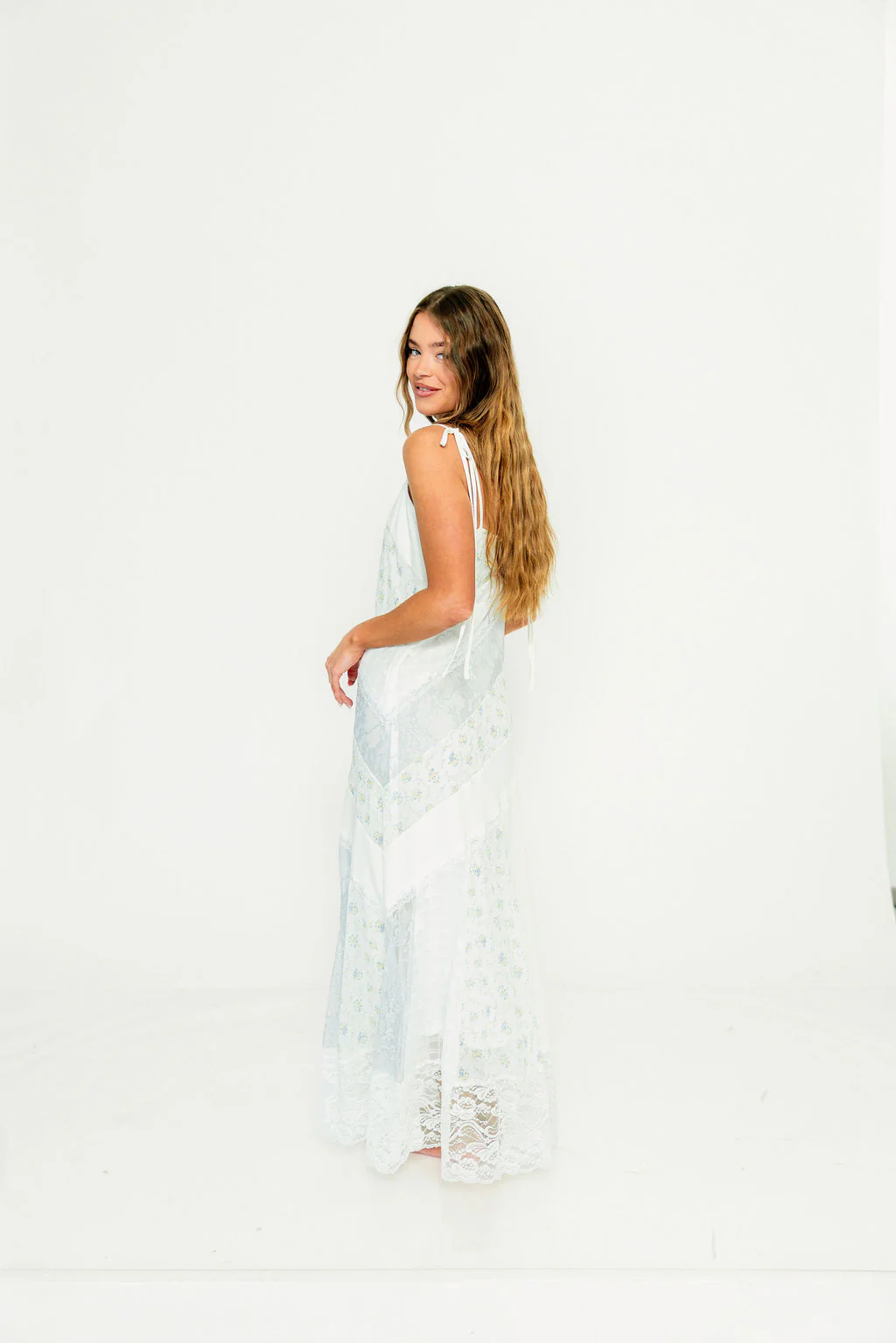 Garner Floral and Lace Maxi Dress in Ivory/Blue - Image 5
