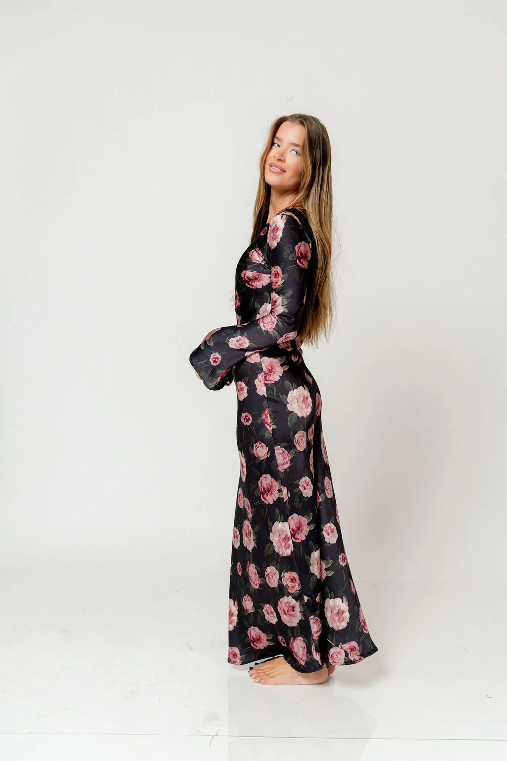 Georgie Maxi Dress in Black Floral - Image 3