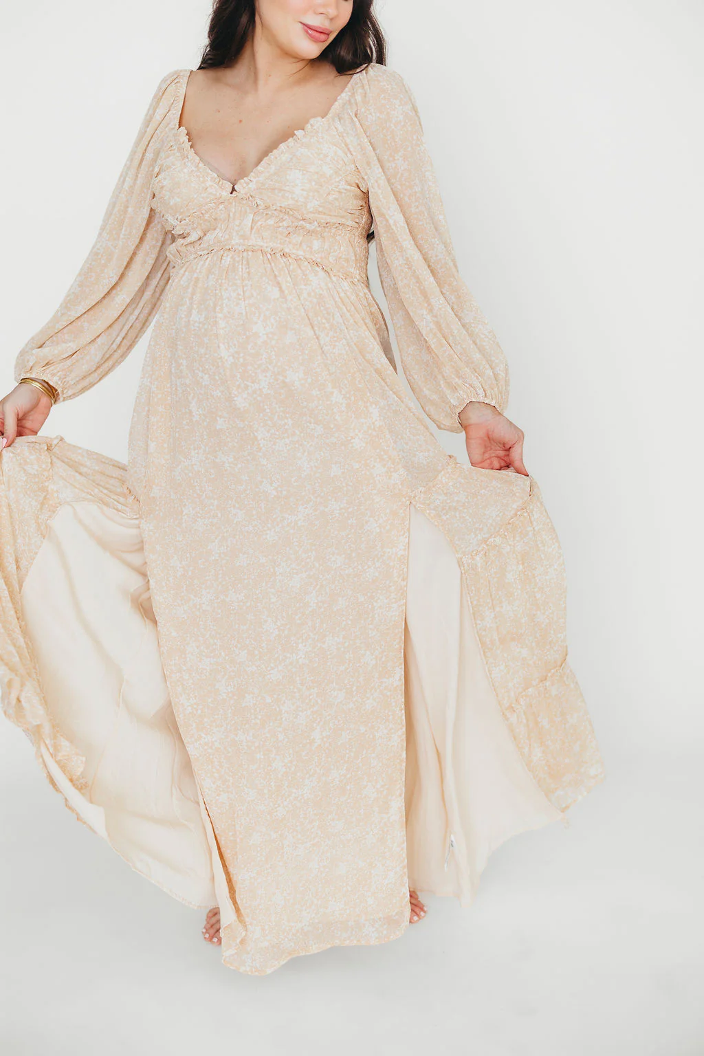 Daphne Long Sleeve Maxi Dress in Light Beige/White Floral - Bump Friendly - Image 43