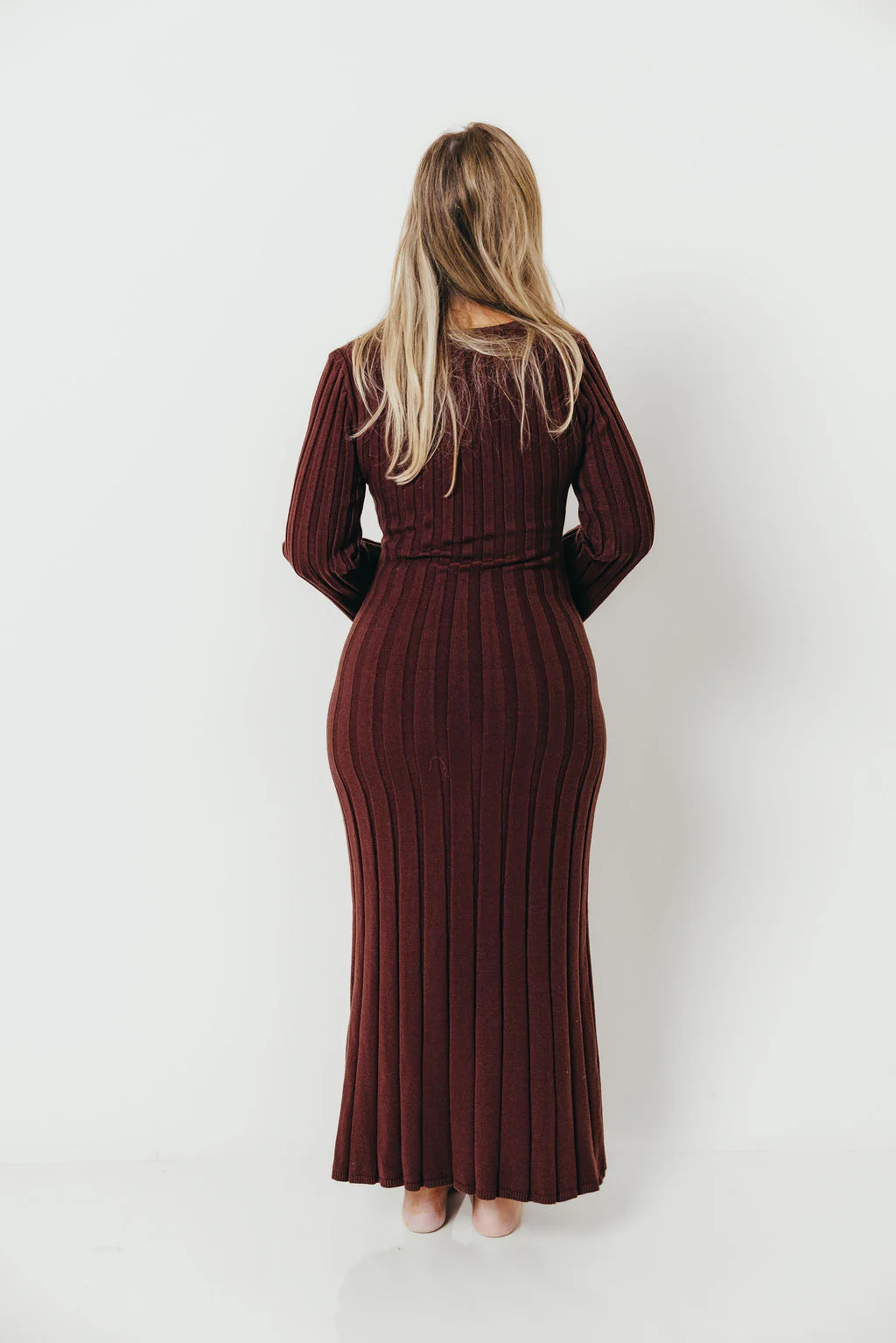 Hearth V-Neck Maxi Dress in Brown - Bump Friendly *Final Sale* - Image 16