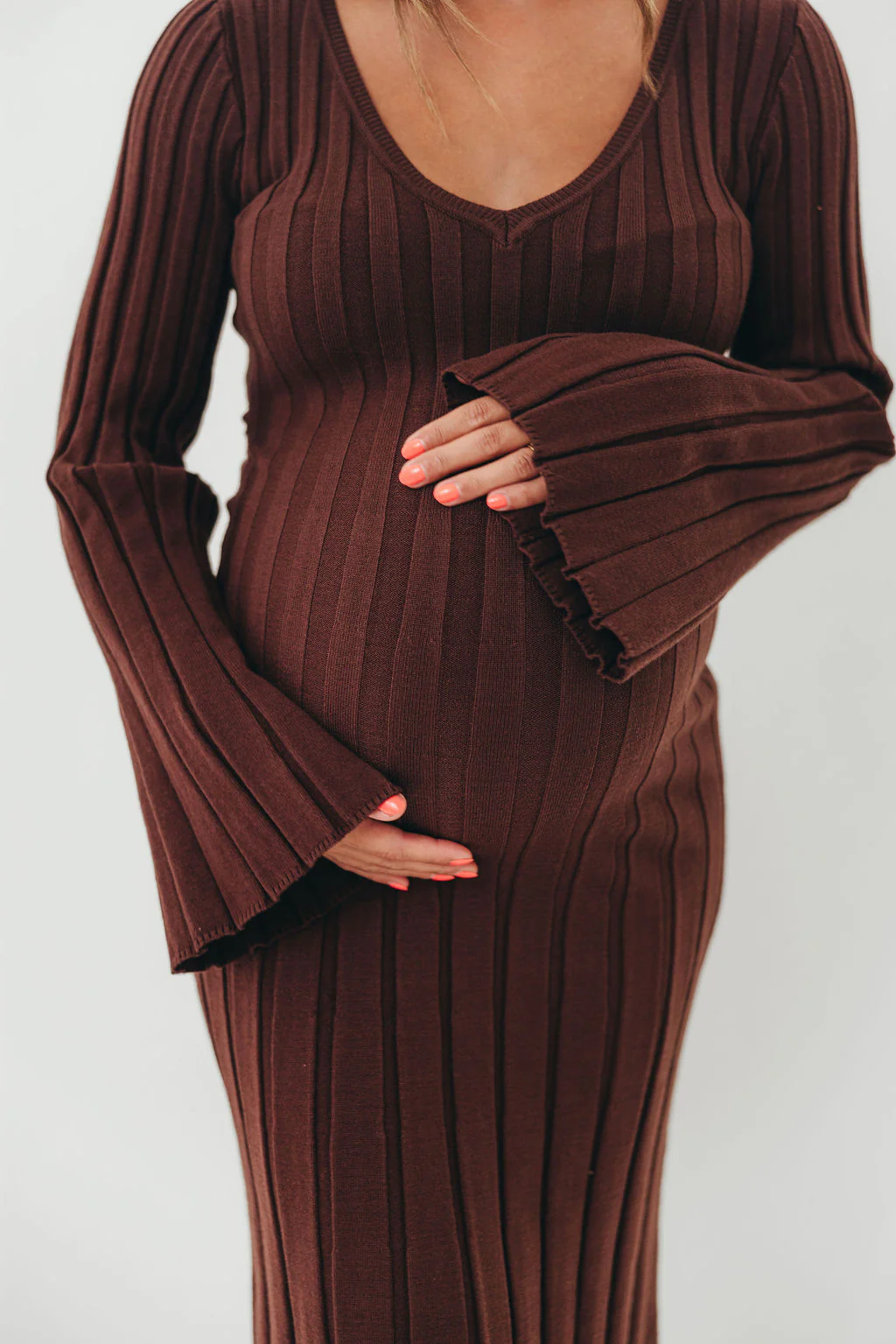 Hearth V-Neck Maxi Dress in Brown - Bump Friendly *Final Sale* - Image 5