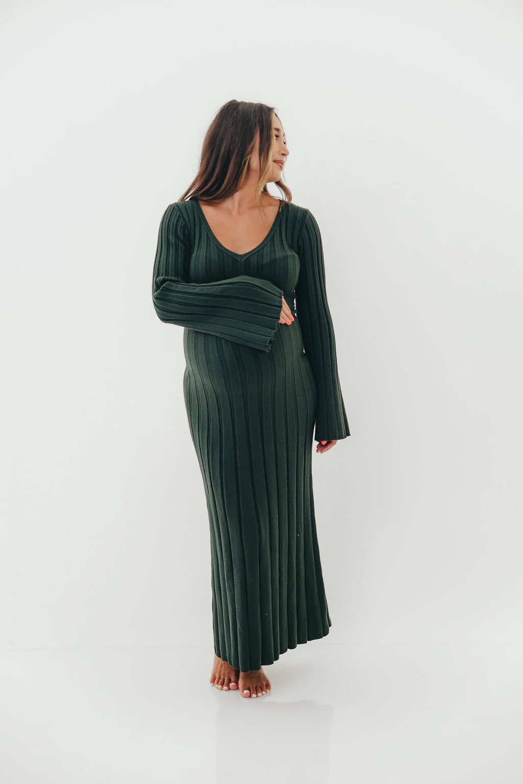 Hearth V-Neck Maxi Dress in Evergreen - Bump Friendly *Final Sale* - Image 3