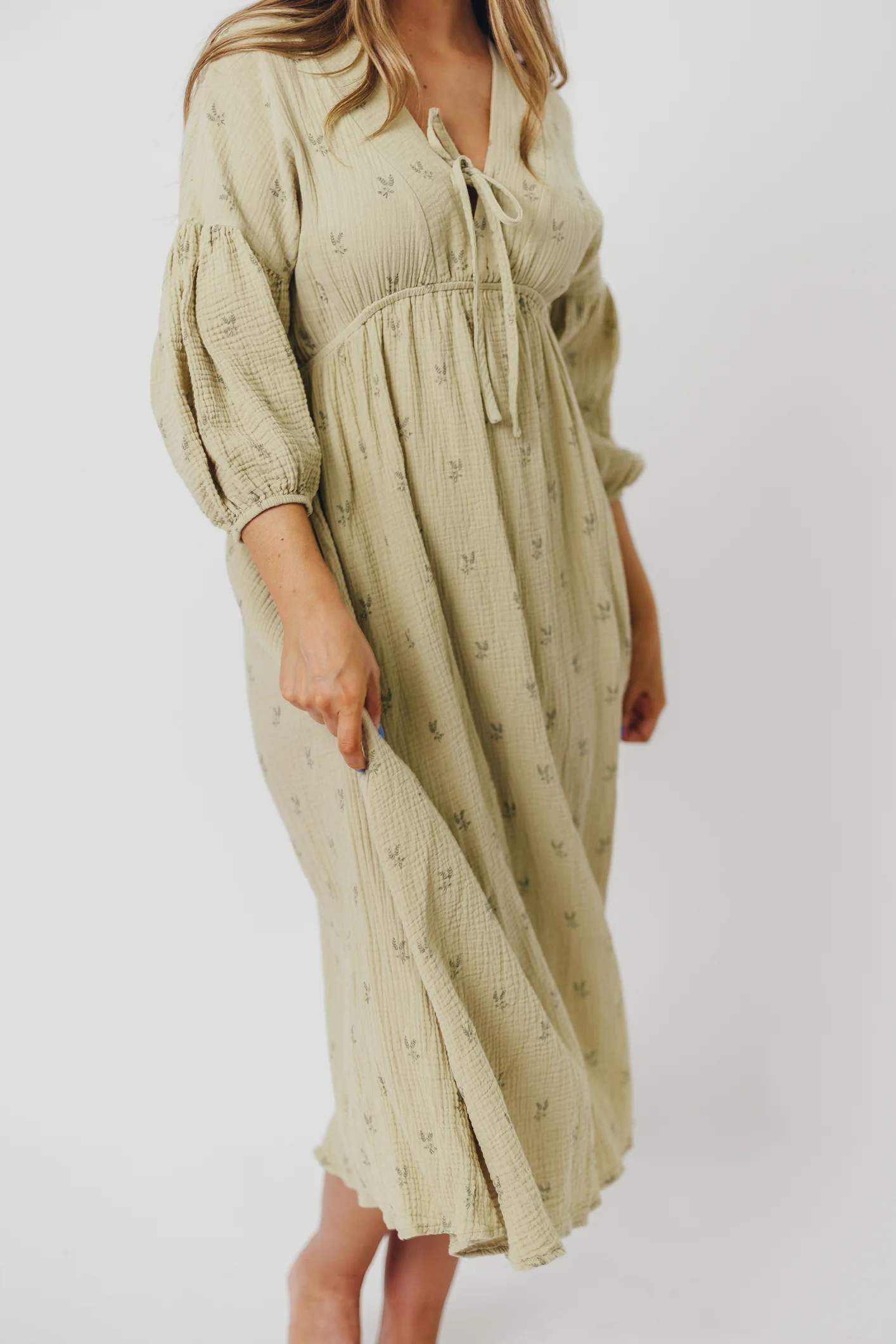 Hunter 100% Cotton Gauze Midi Dress in Thyme/Sage Foliage - Bump Friendly & Inclusive Sizing (XS-3XL) - Image 3