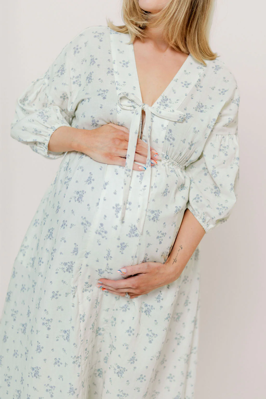 Hunter 100% Cotton Midi Dress in Off White/Blue - Bump Friendly & Inclusive Sizing - Image 9
