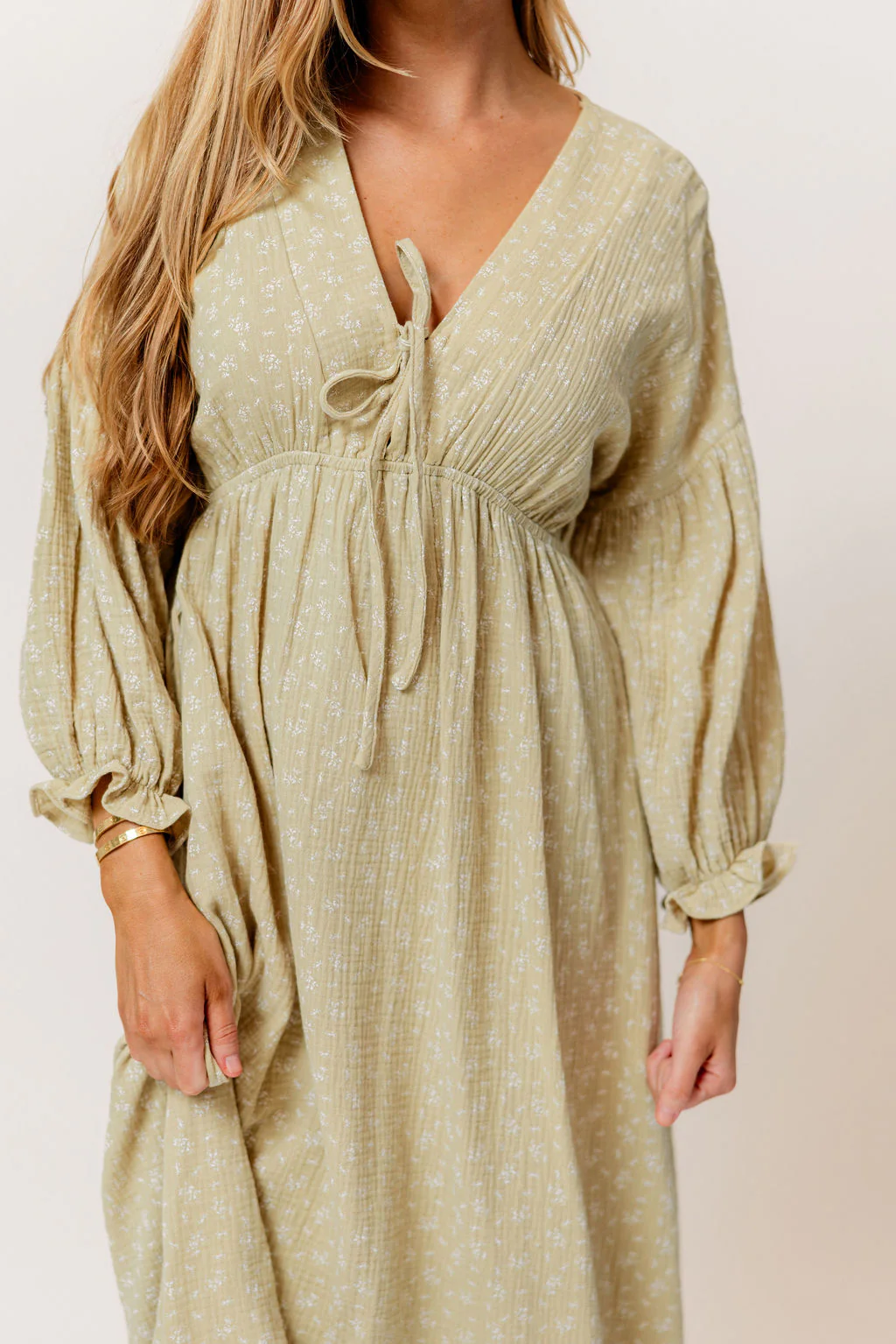 Hunter 100% Cotton Midi Dress in Green Haze Foliage - Bump Friendly - Image 2