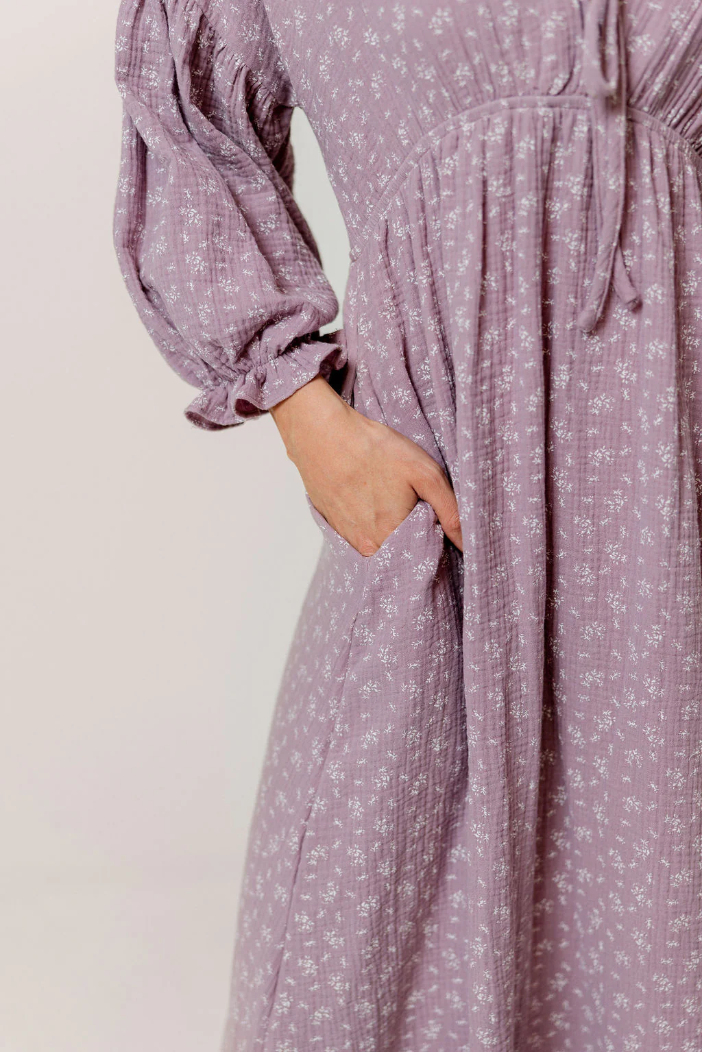 Hunter 100% Cotton Midi Dress in Wisteria Foliage - Bump Friendly - Image 7
