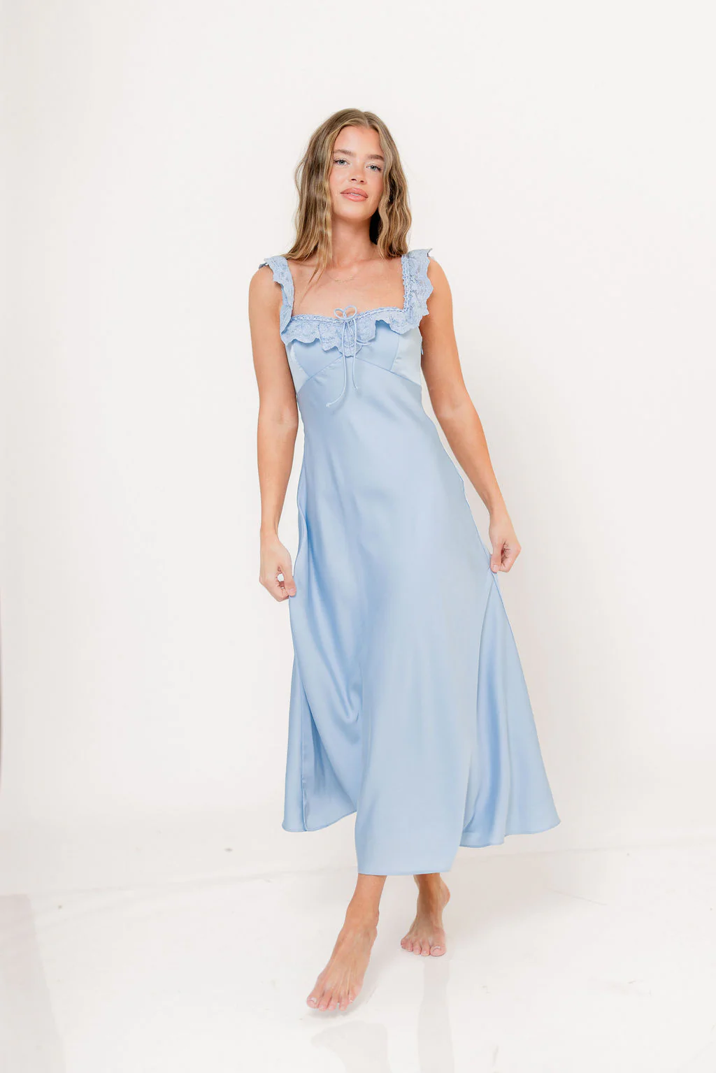 ASTR Makiya Midi Dress in Blue - Image 3