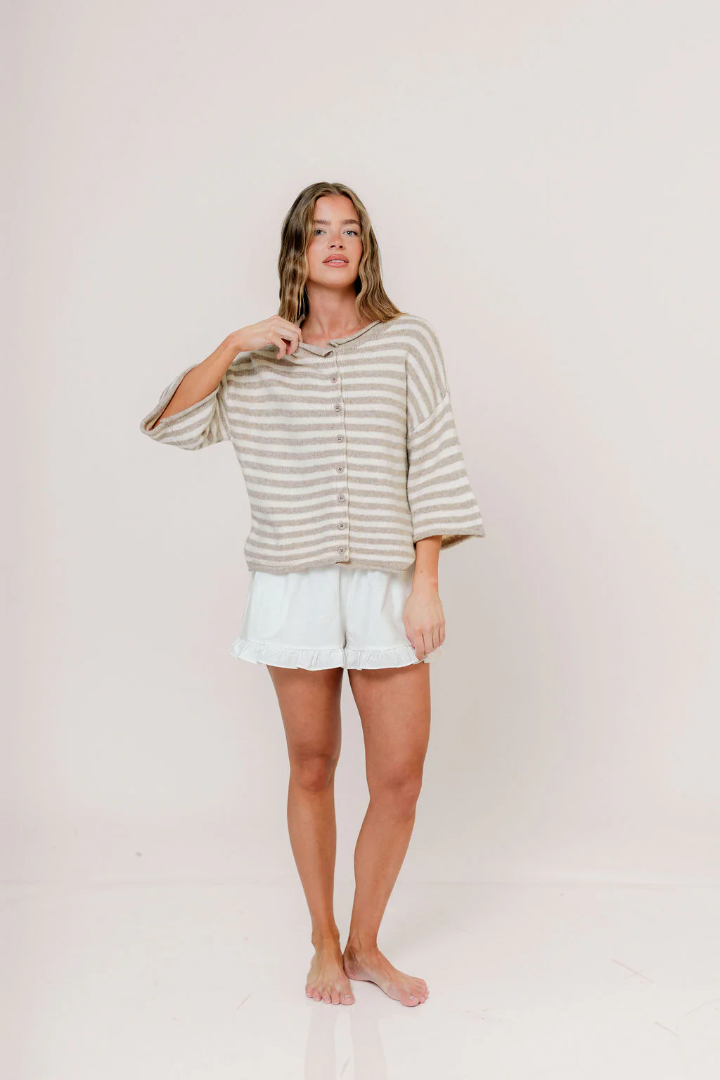 Frances Ruffle Linen Shorts in White - Image 7