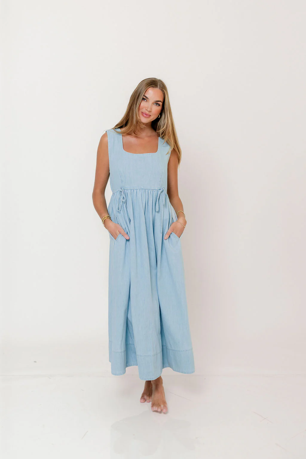 Jaylan 100% Cotton Chambray Maxi Dress in Light Blue - Image 2