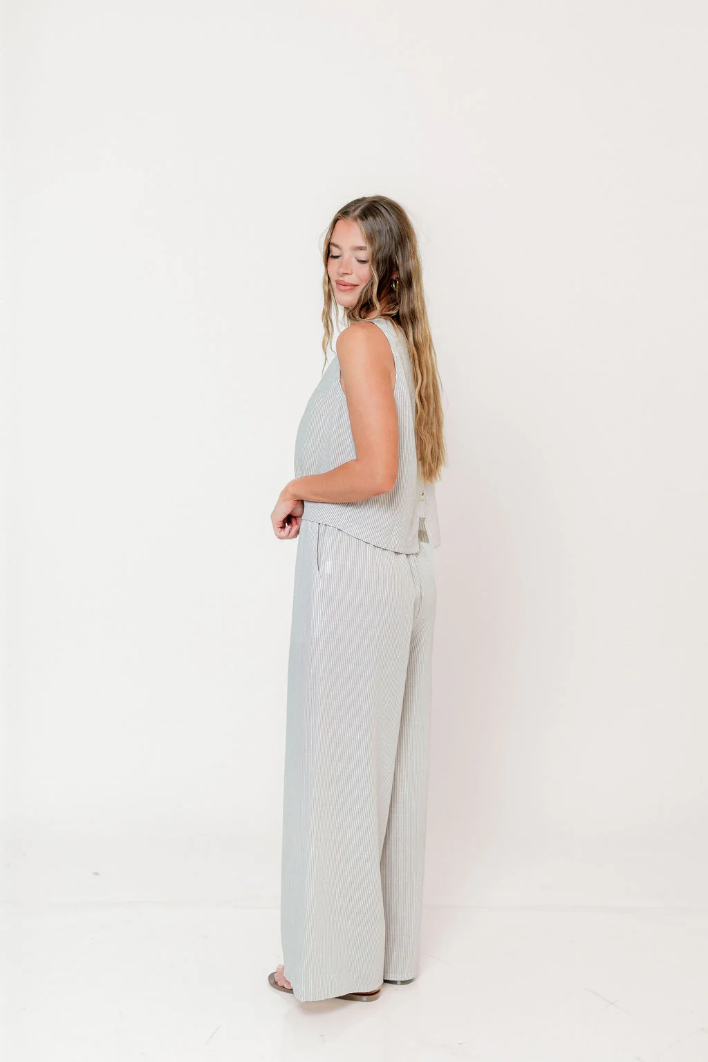 Kaylin Set in Taupe - Image 3