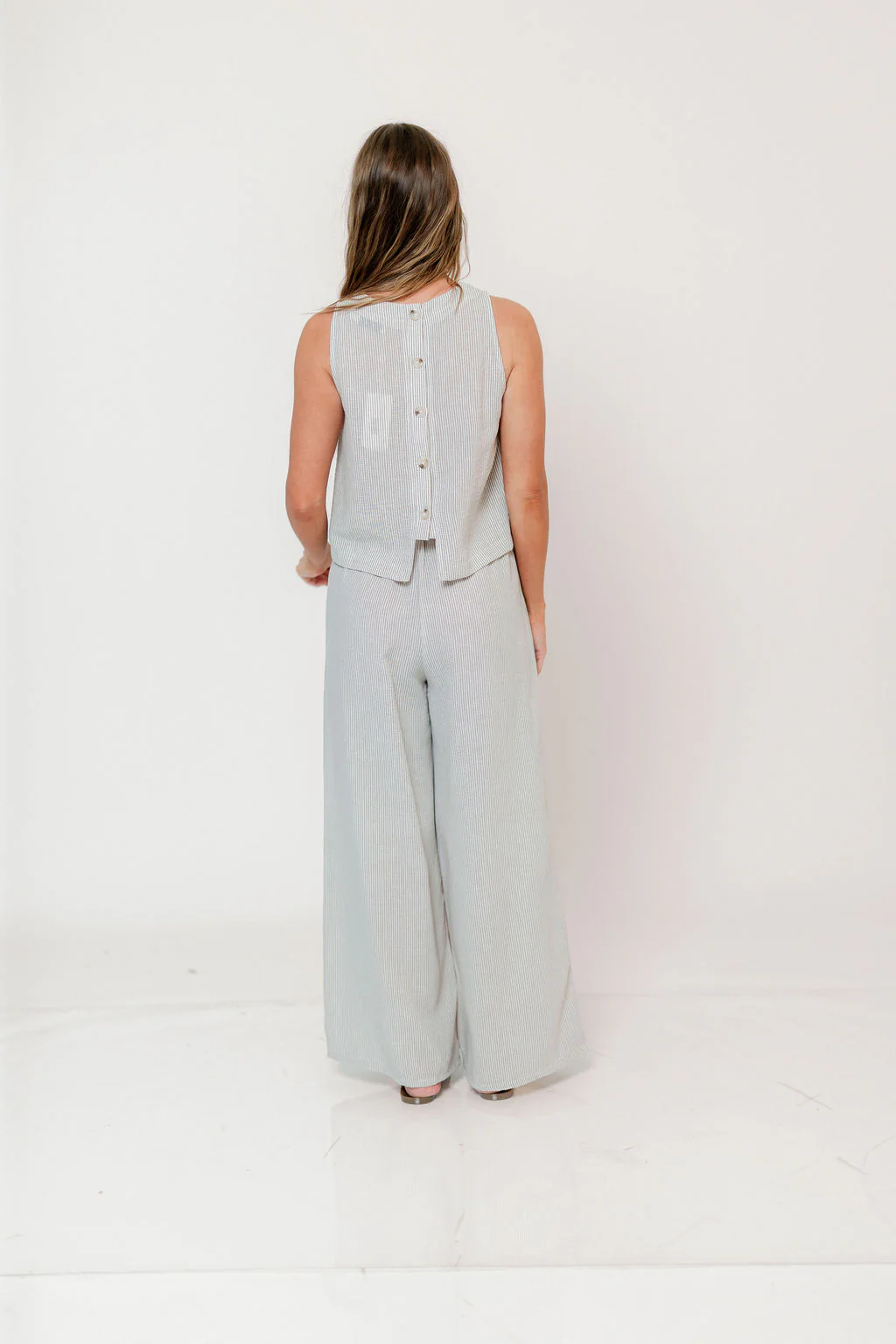 Kaylin Set in Taupe - Image 4