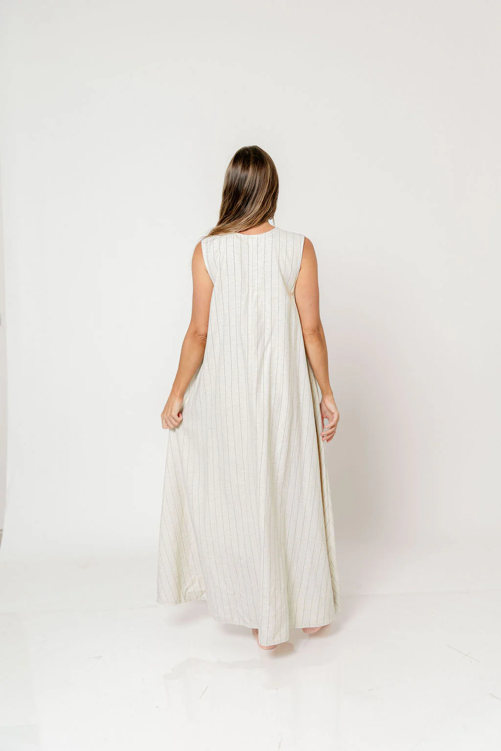 Kiri Maxi Dress in Natural/Black - Image 7