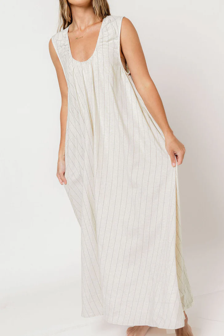 Kiri Maxi Dress in Natural/Black - Image 9