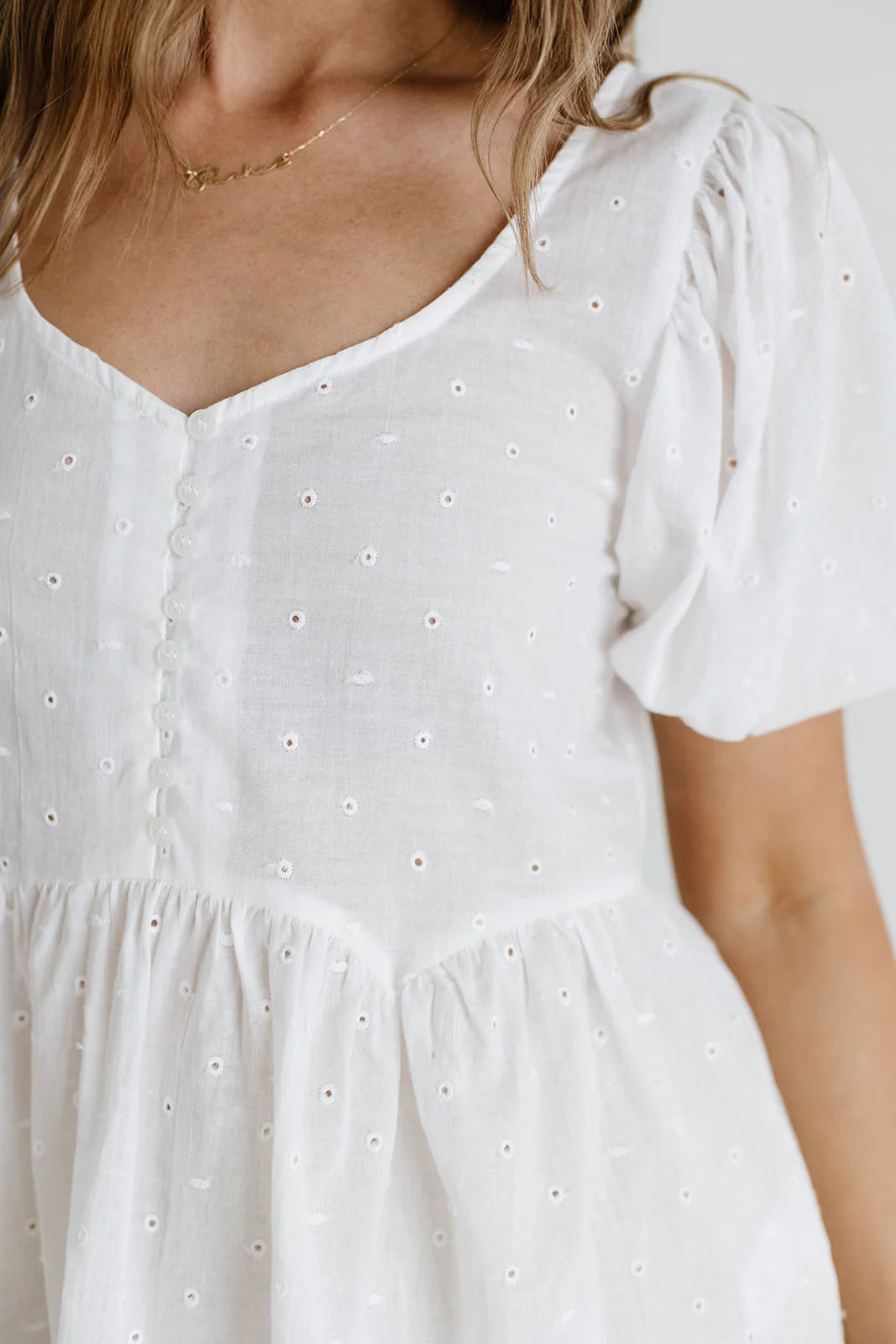 Aven 100% Cotton Eyelet Blouse in Ivory - Image 3