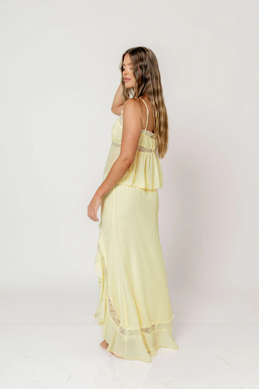 Kristian Lace Trim Front Tie Top and Side Split Maxi Skirt Set in Lemon - Image 4