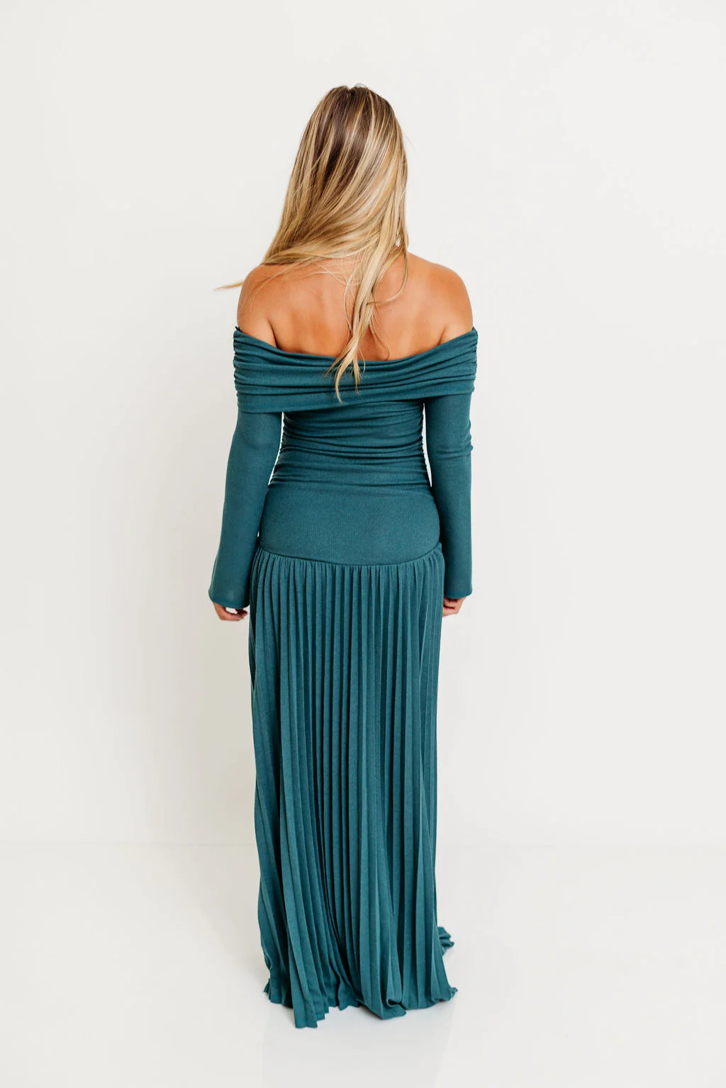 Lennox Long Sleeve Maxi Dress in Green- Bump Friendly *Final Sale* - Image 7