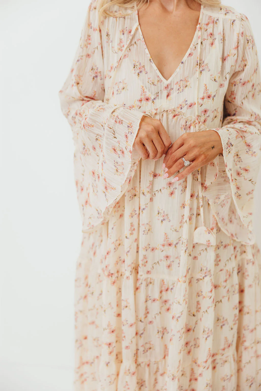 Lisa Woven Floral V-Neck Maxi Dress with Detachable Liner in Cream Multi - Bump Friendly - Image 13